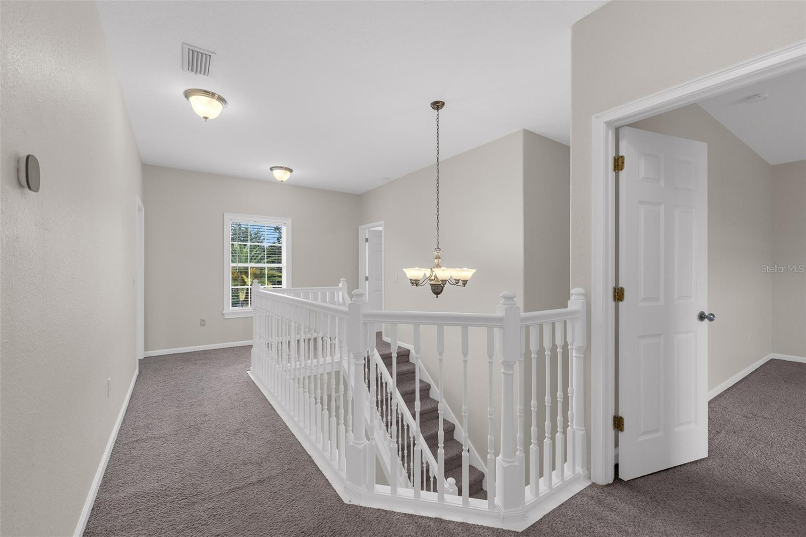 Image 38 of 60 For 1698 Taylor Ridge Loop