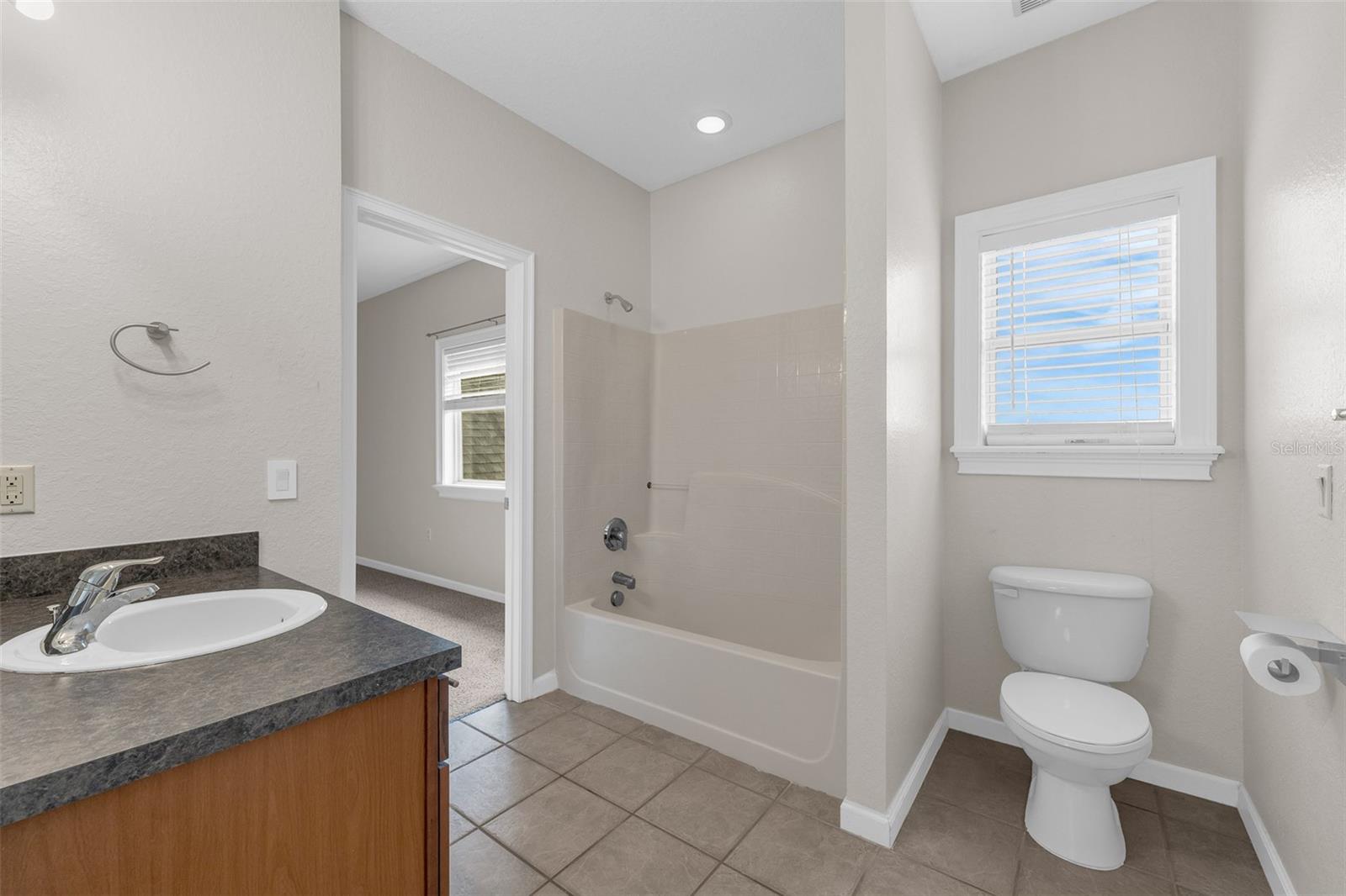 Image 41 of 60 For 1698 Taylor Ridge Loop