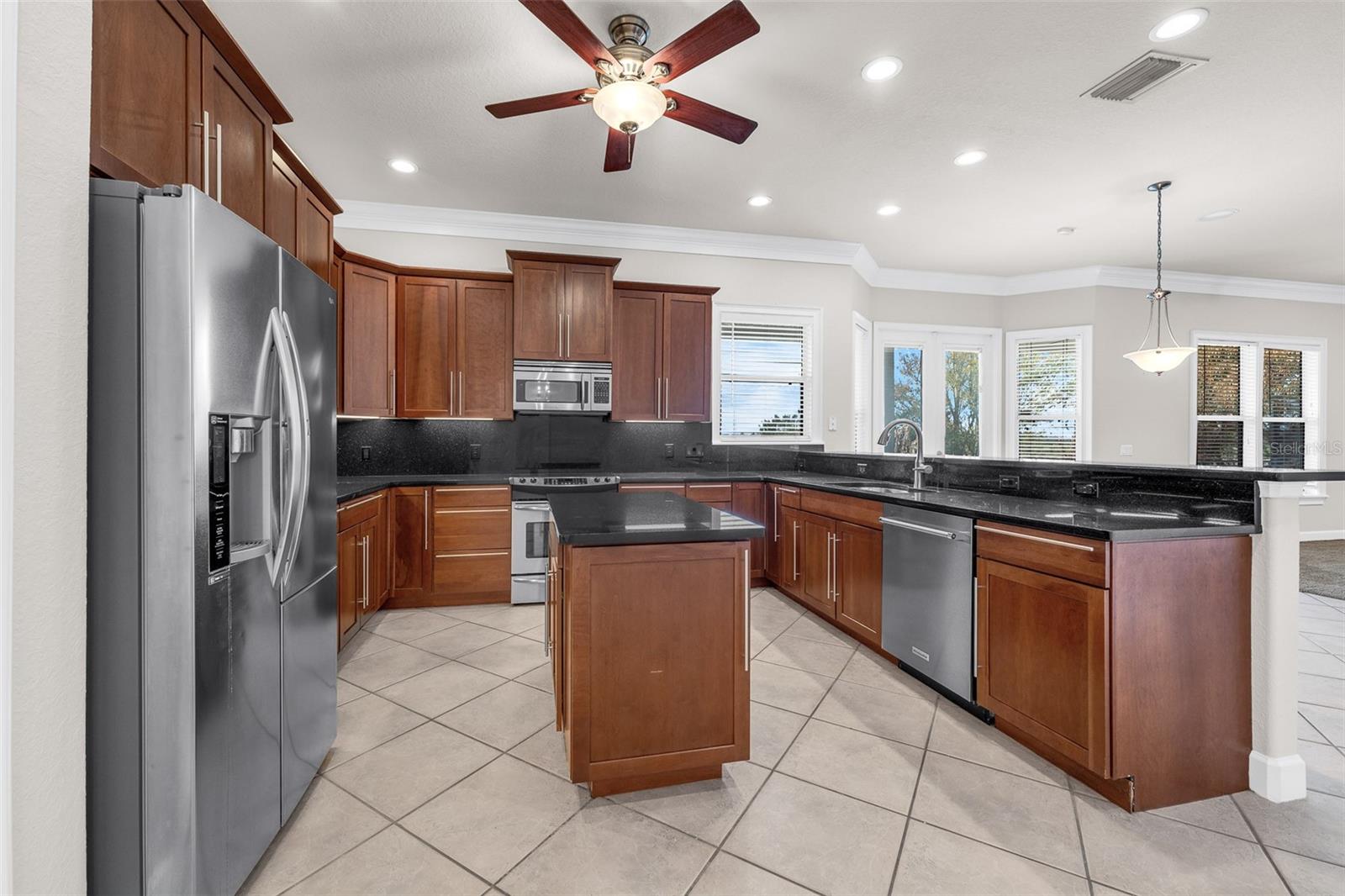 Image 5 of 60 For 1698 Taylor Ridge Loop