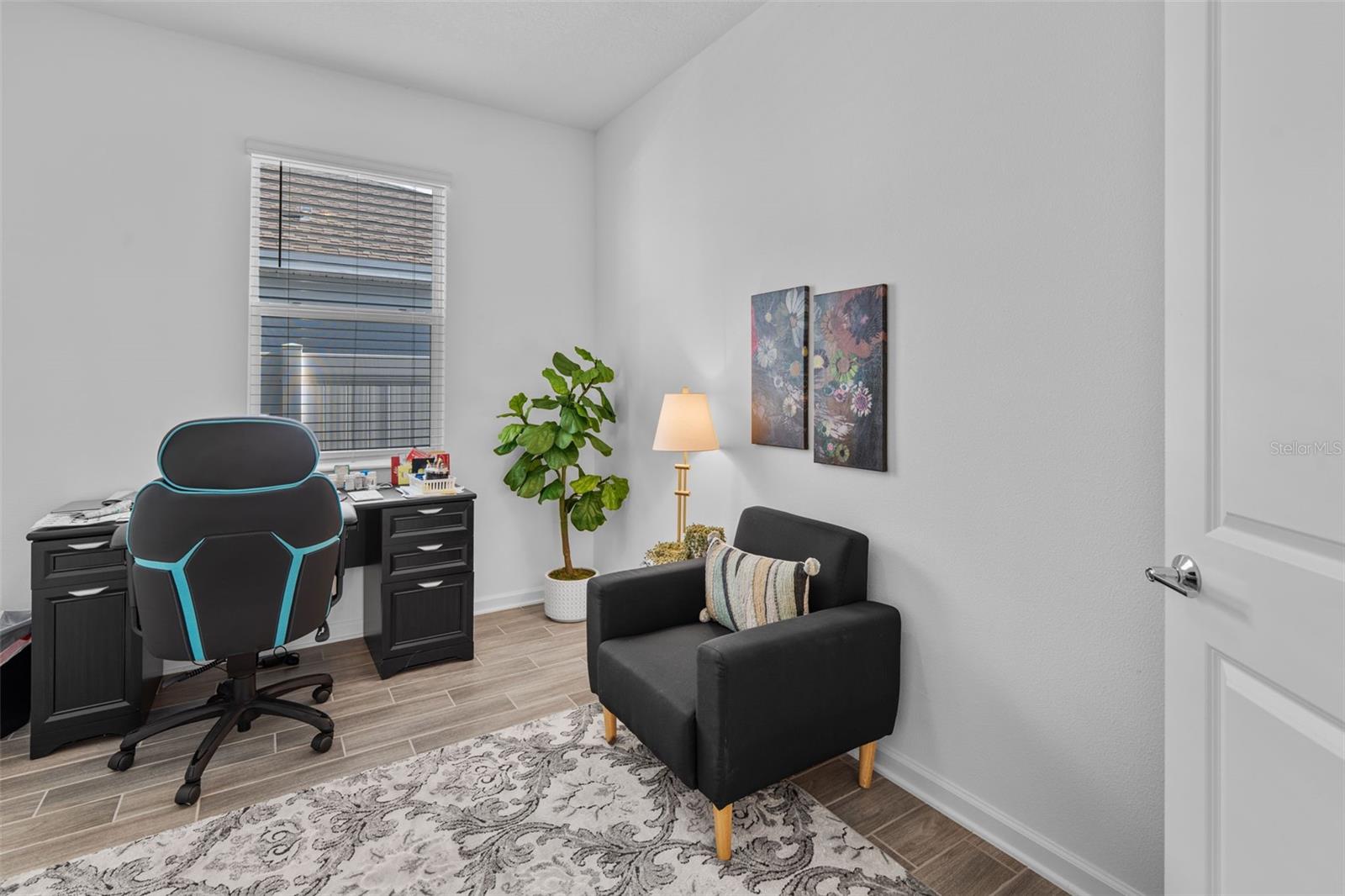 Image 18 of 49 For 3072 Blue Bonnet Lane