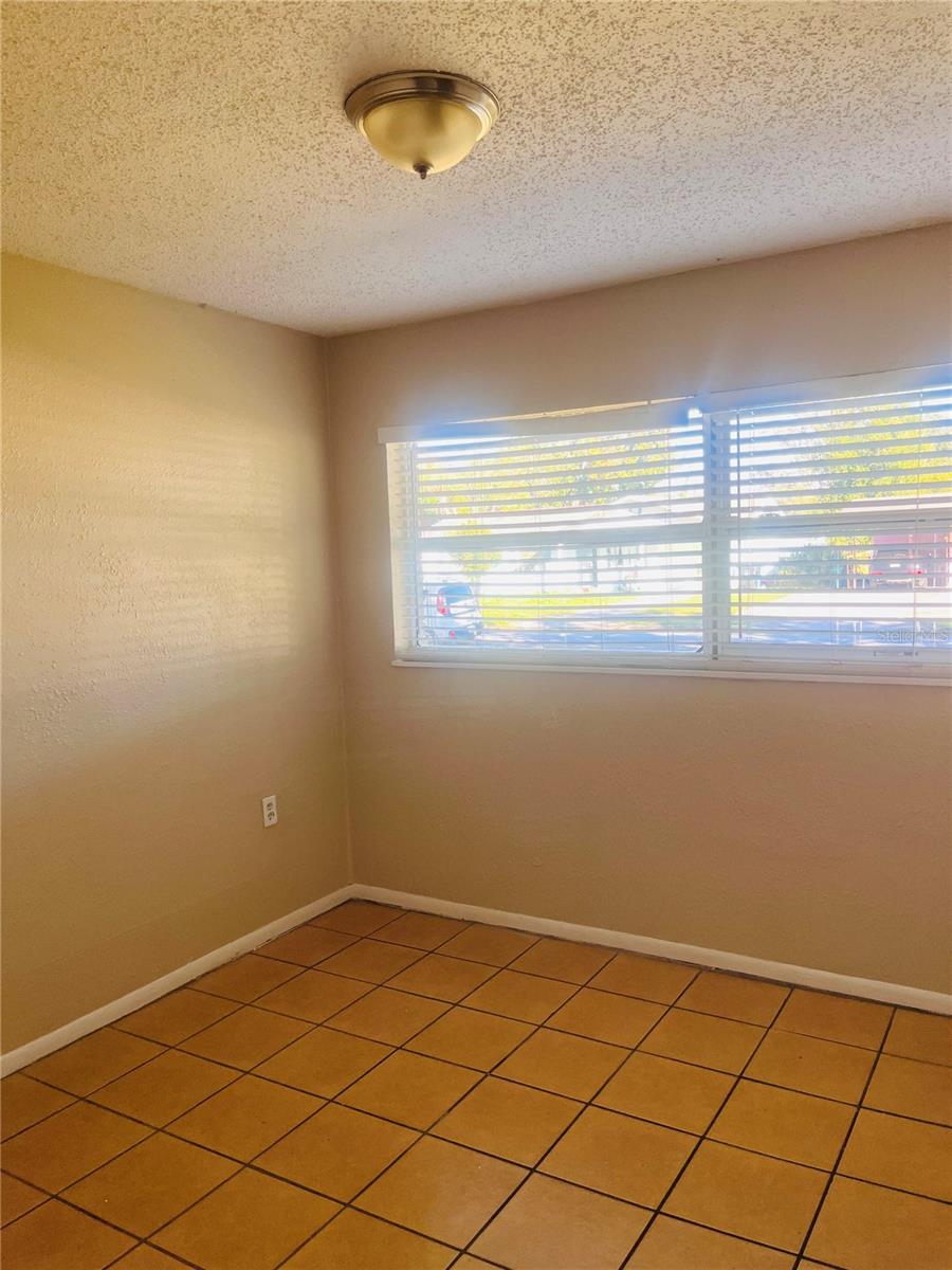 Image 10 of 20 For 76 Judith Lane