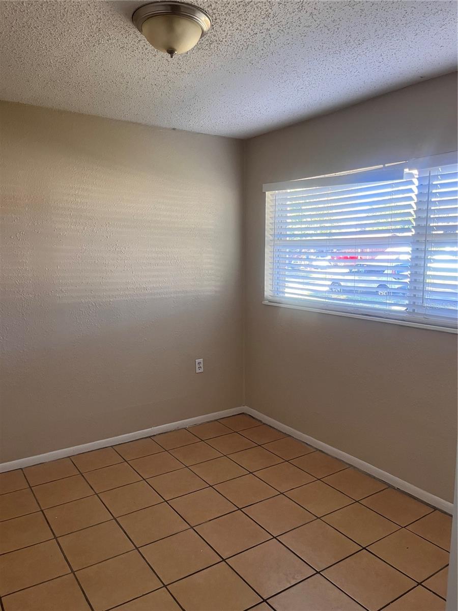 Image 19 of 20 For 76 Judith Lane