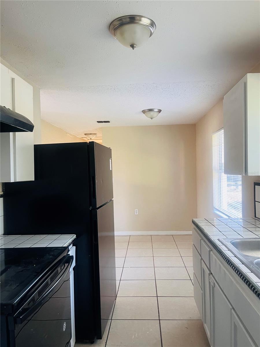 Image 9 of 20 For 76 Judith Lane