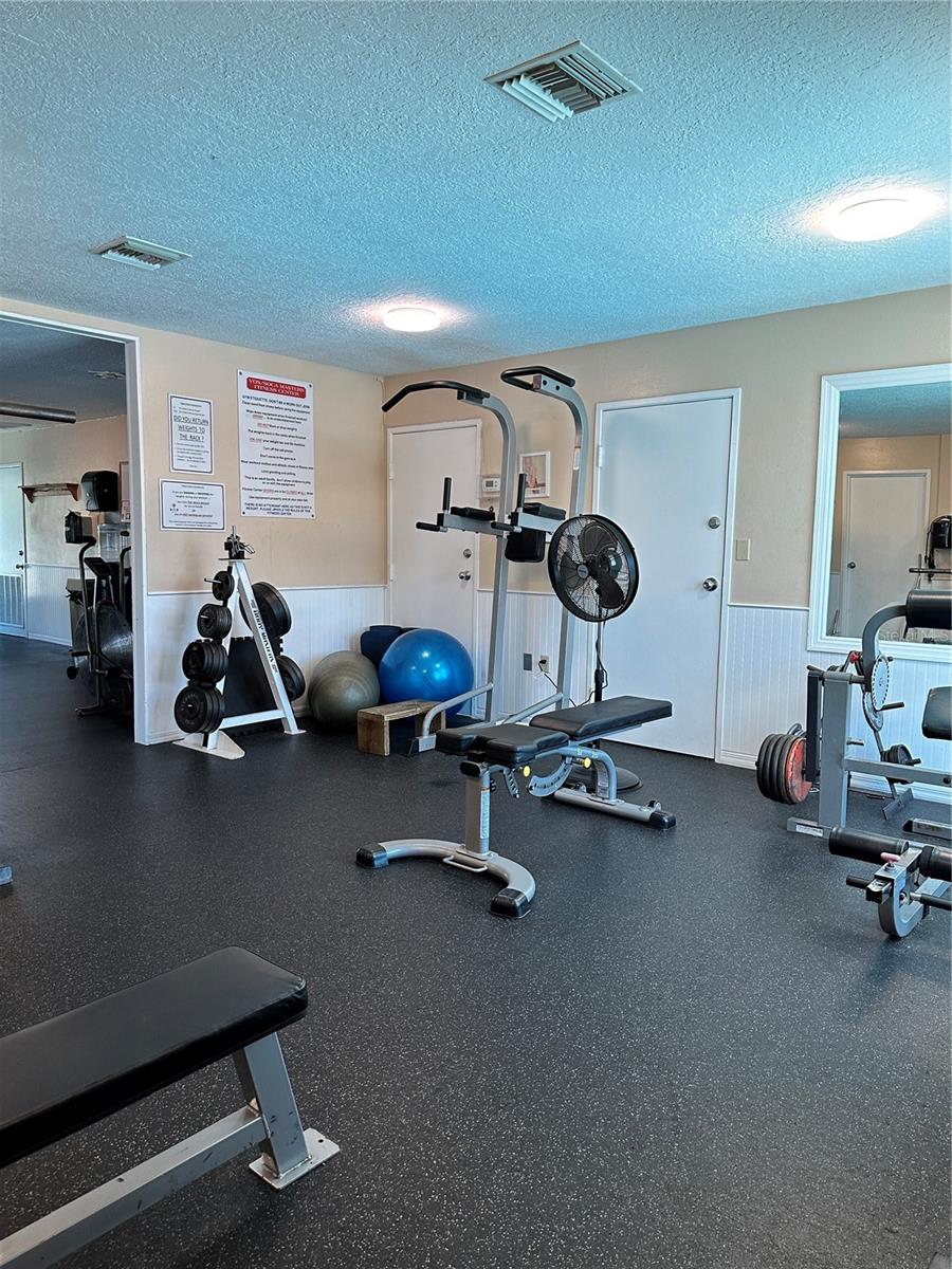 Image 21 of 32 For 500 Beach Park Lane V209