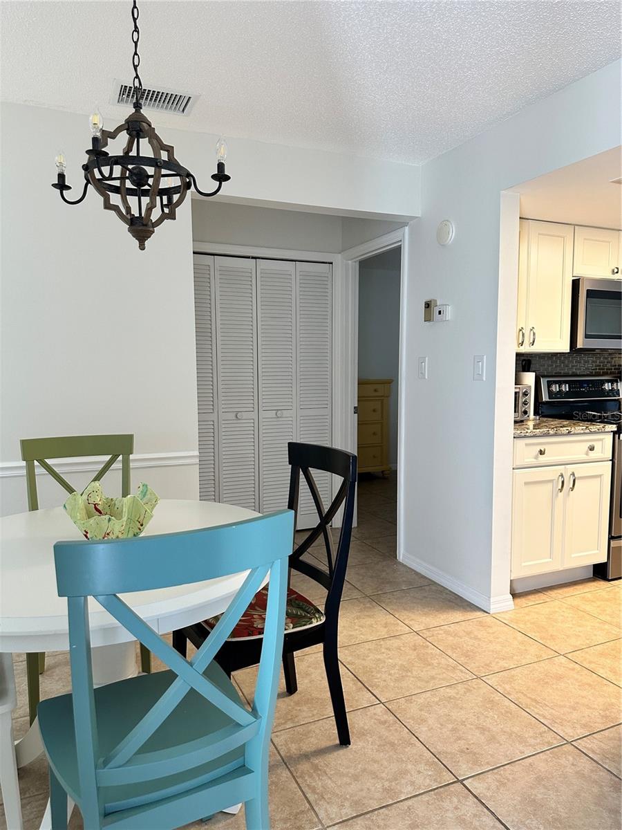 Image 8 of 32 For 500 Beach Park Lane V209