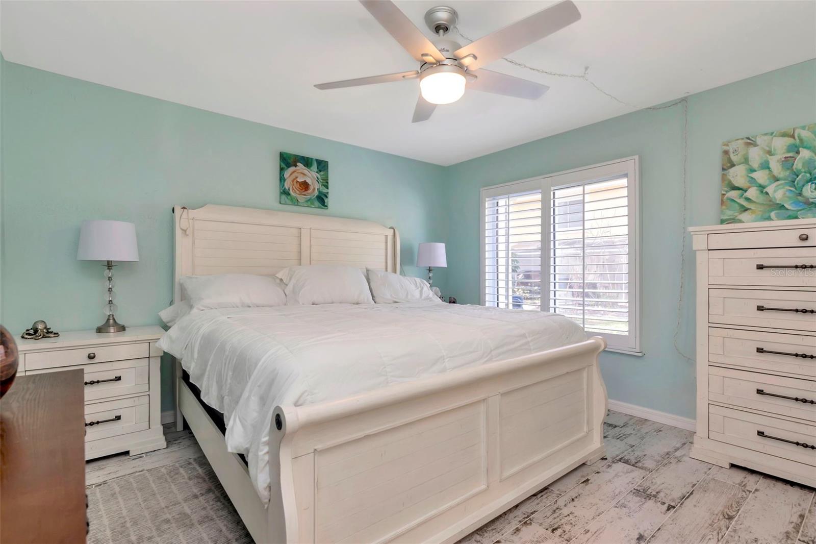 Image 16 of 65 For 4230 36th Avenue S B