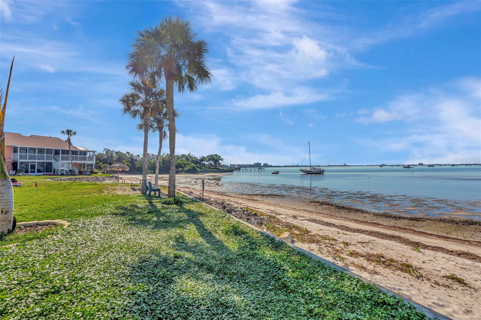 Image 33 of 65 For 4230 36th Avenue S B