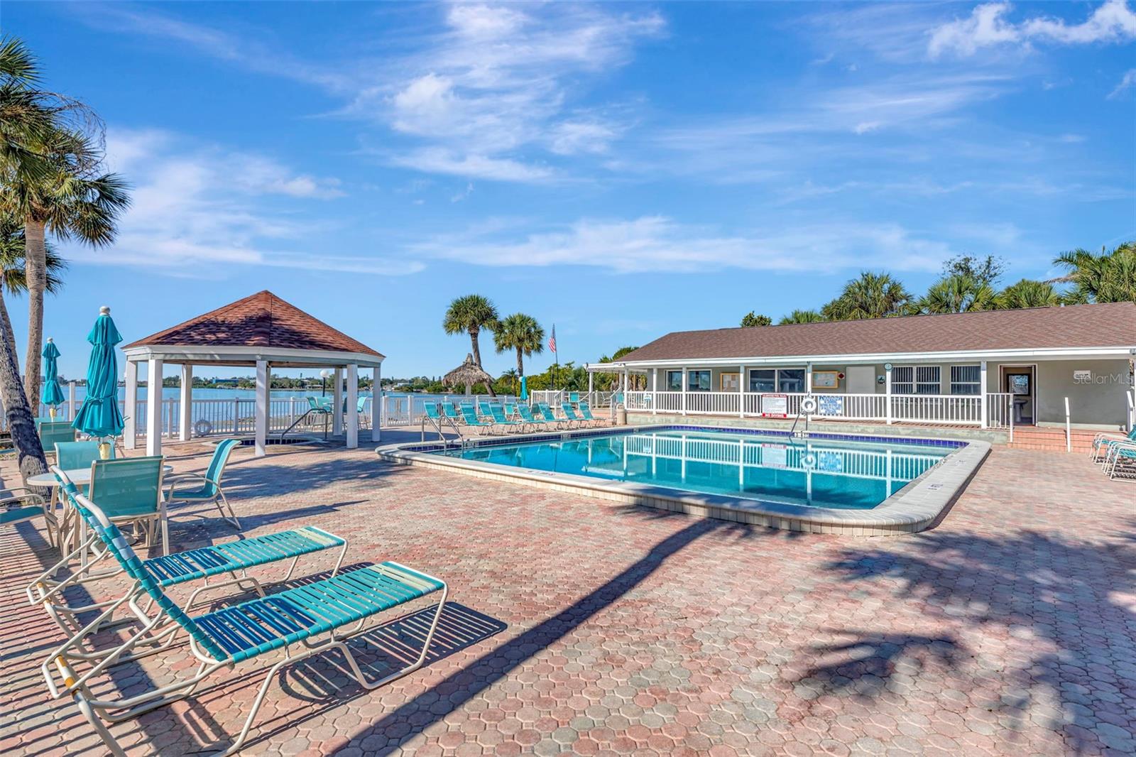 Image 34 of 65 For 4230 36th Avenue S B