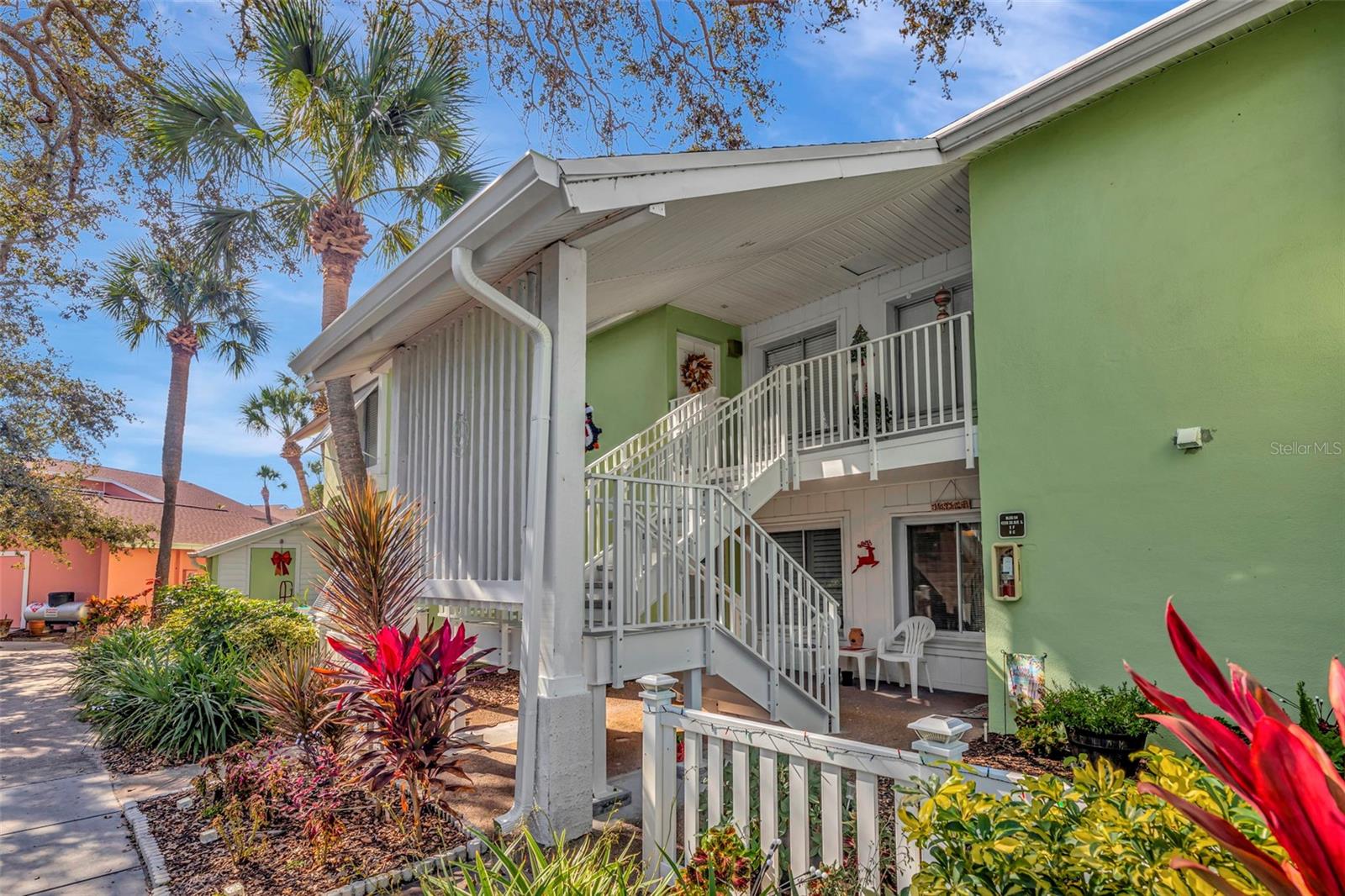 Image 4 of 65 For 4230 36th Avenue S B