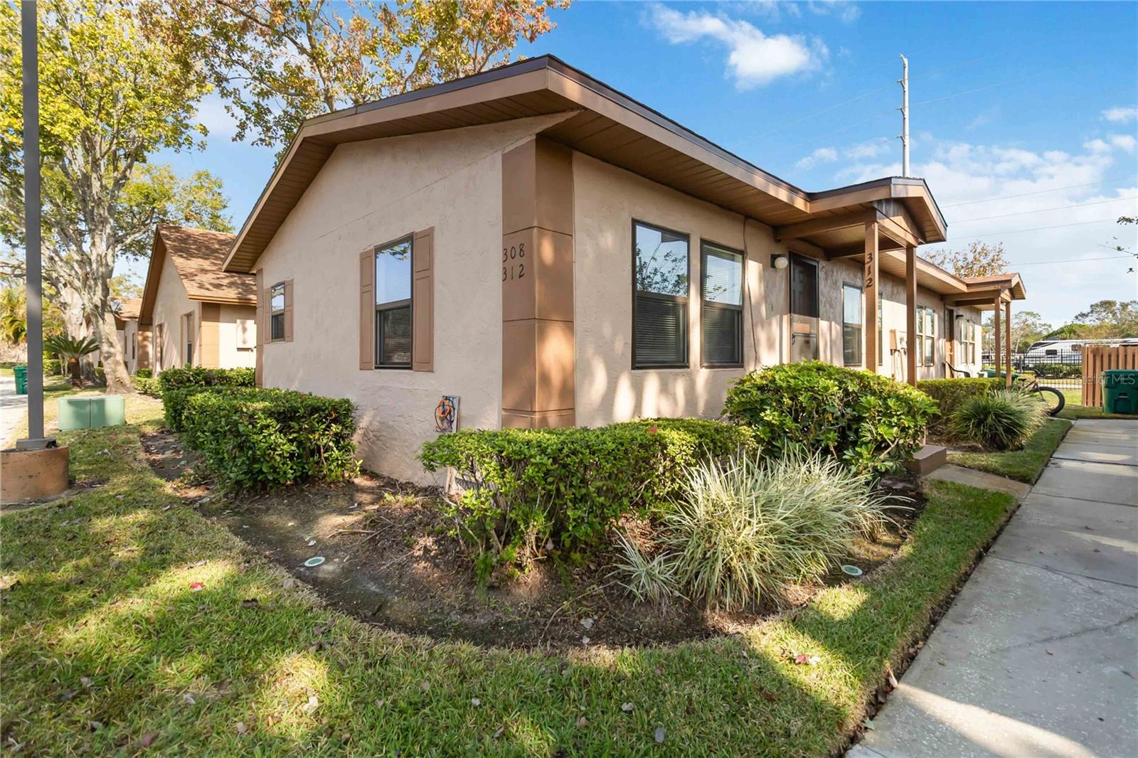 Image 3 of 19 For 312 Eron Way 4