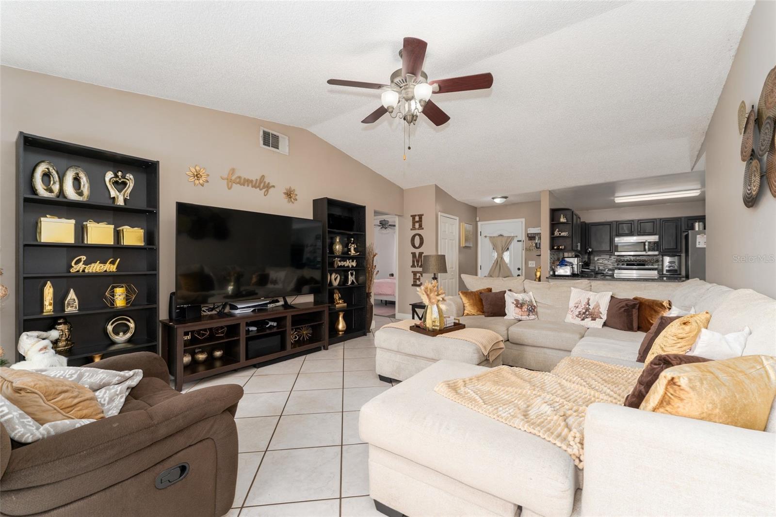 Image 11 of 29 For 2936 Curry Woods Drive