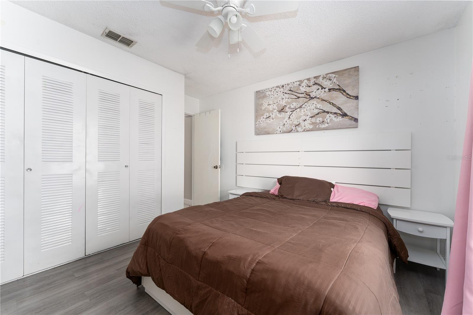 Image 18 of 29 For 2936 Curry Woods Drive