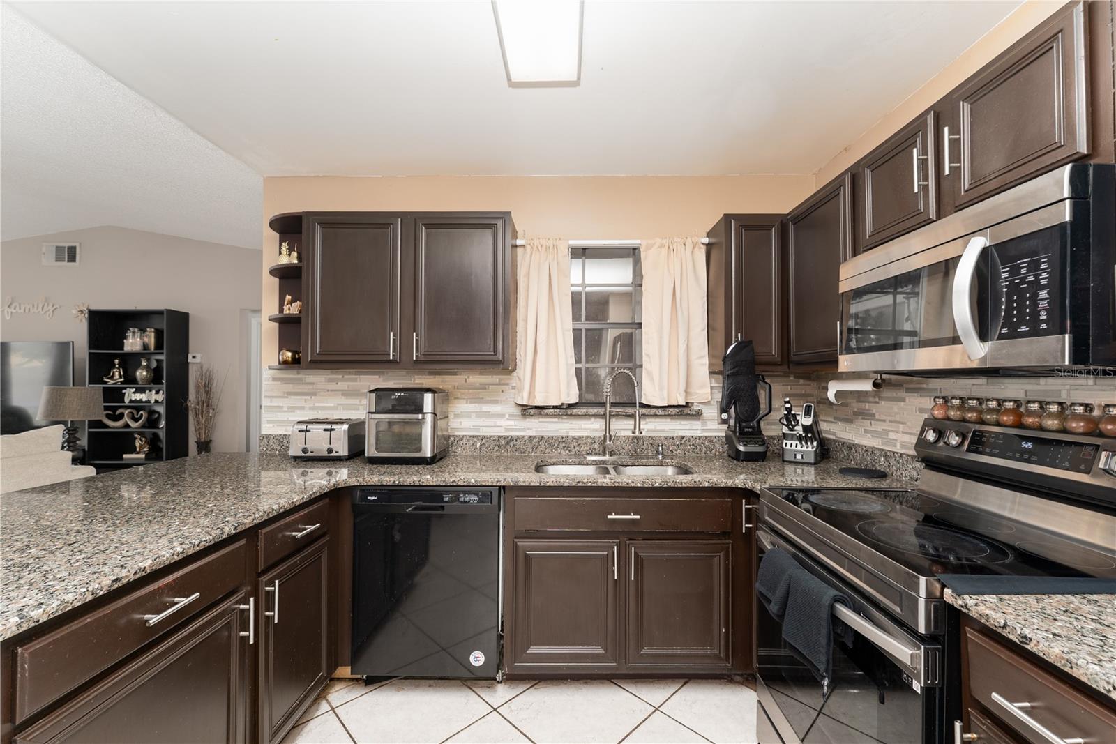 Image 7 of 29 For 2936 Curry Woods Drive