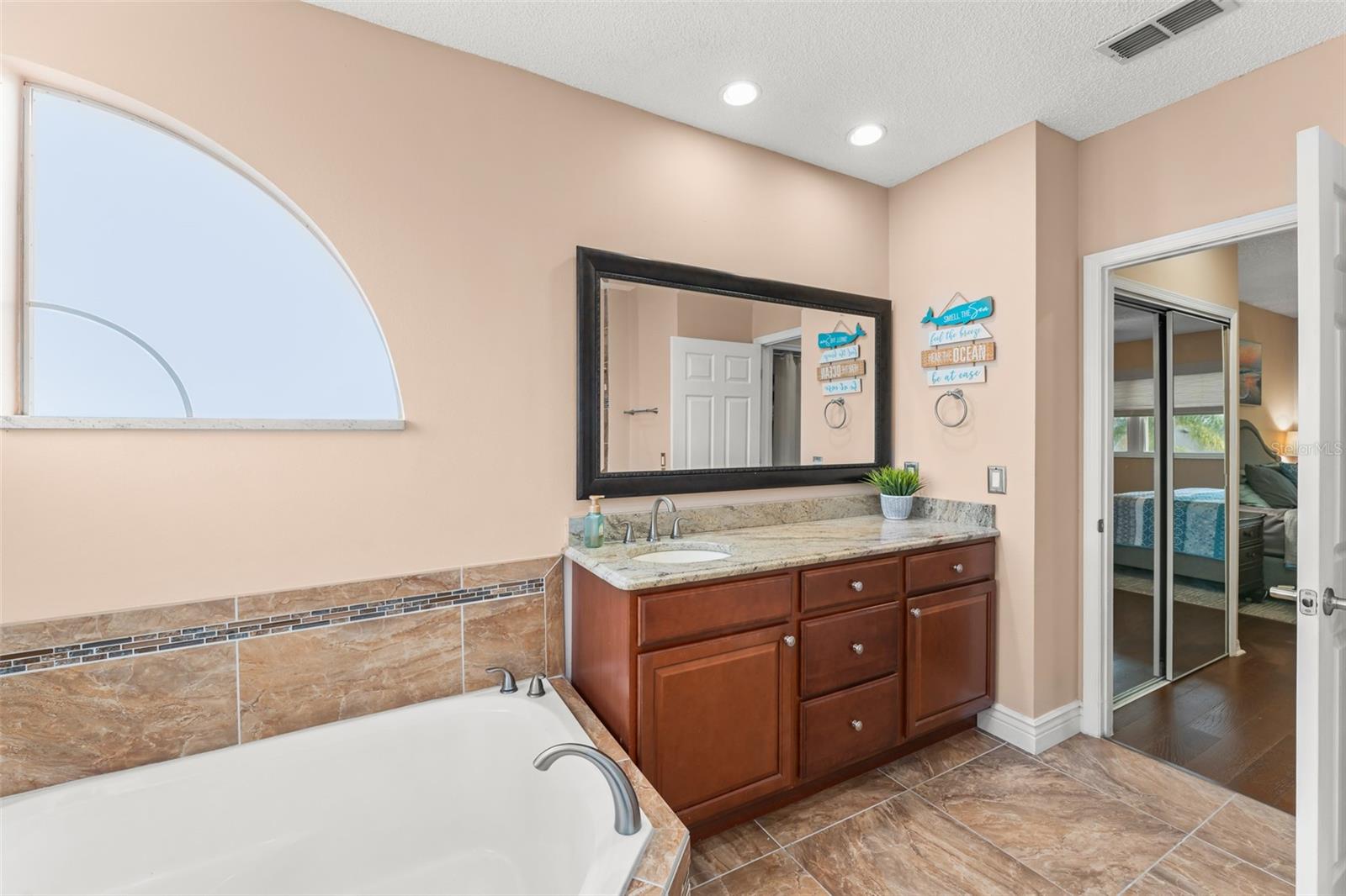 Image 10 of 39 For 133 Limerick Court