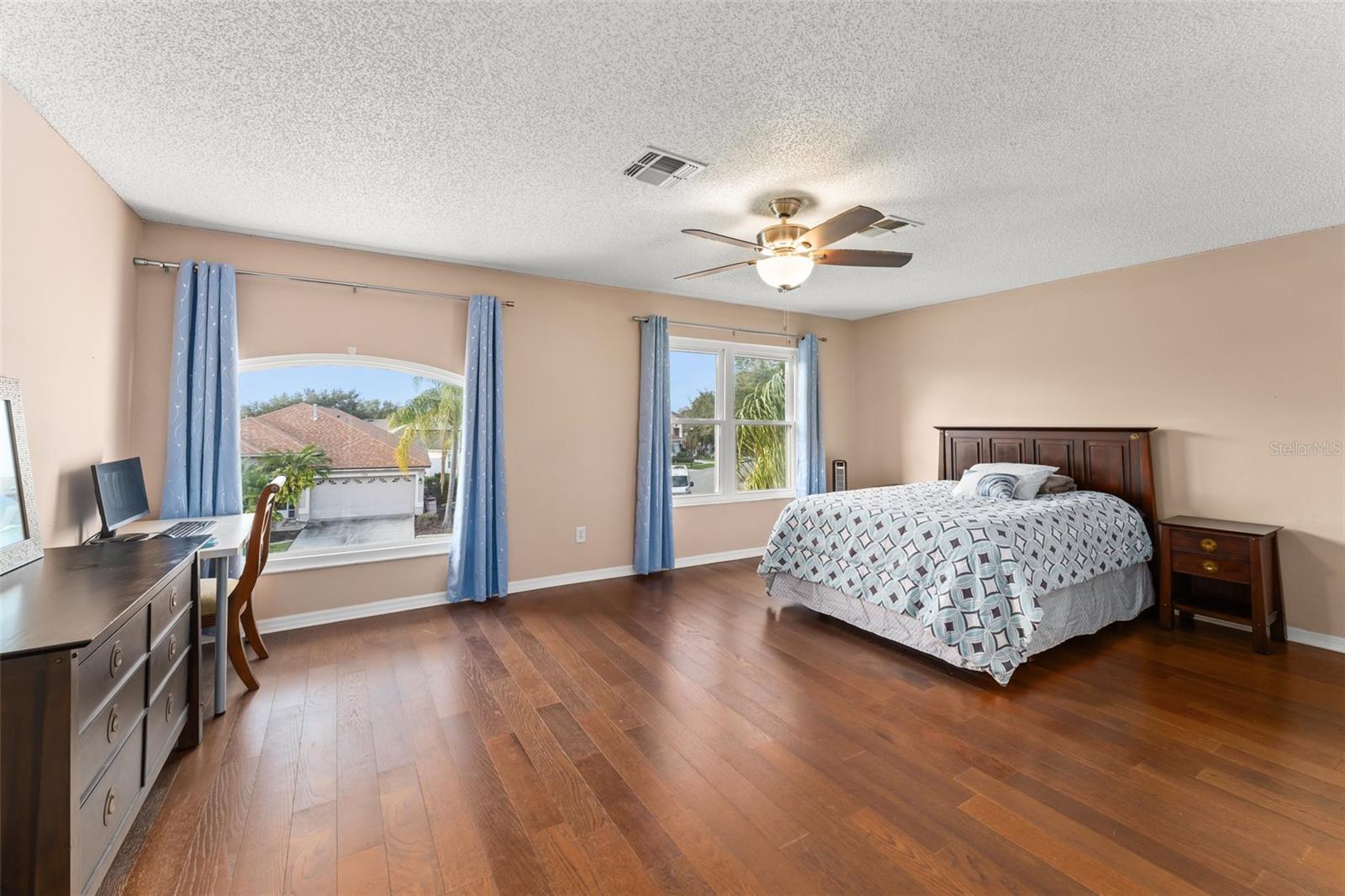 Image 11 of 39 For 133 Limerick Court