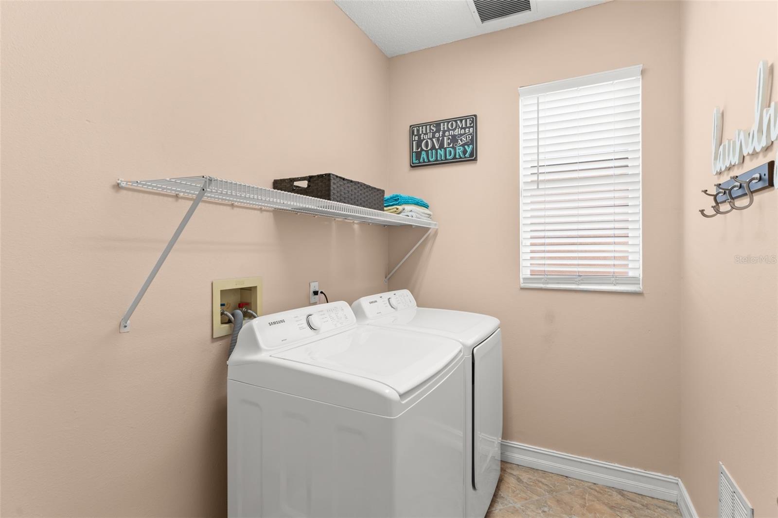 Image 28 of 39 For 133 Limerick Court