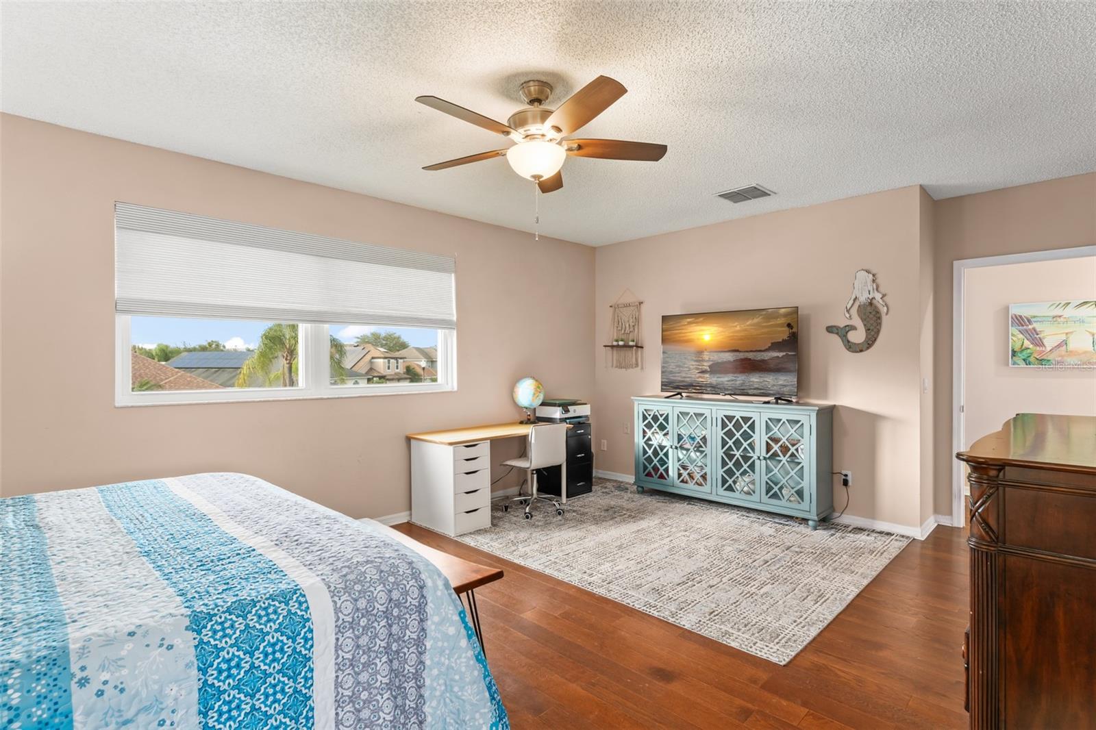 Image 6 of 39 For 133 Limerick Court