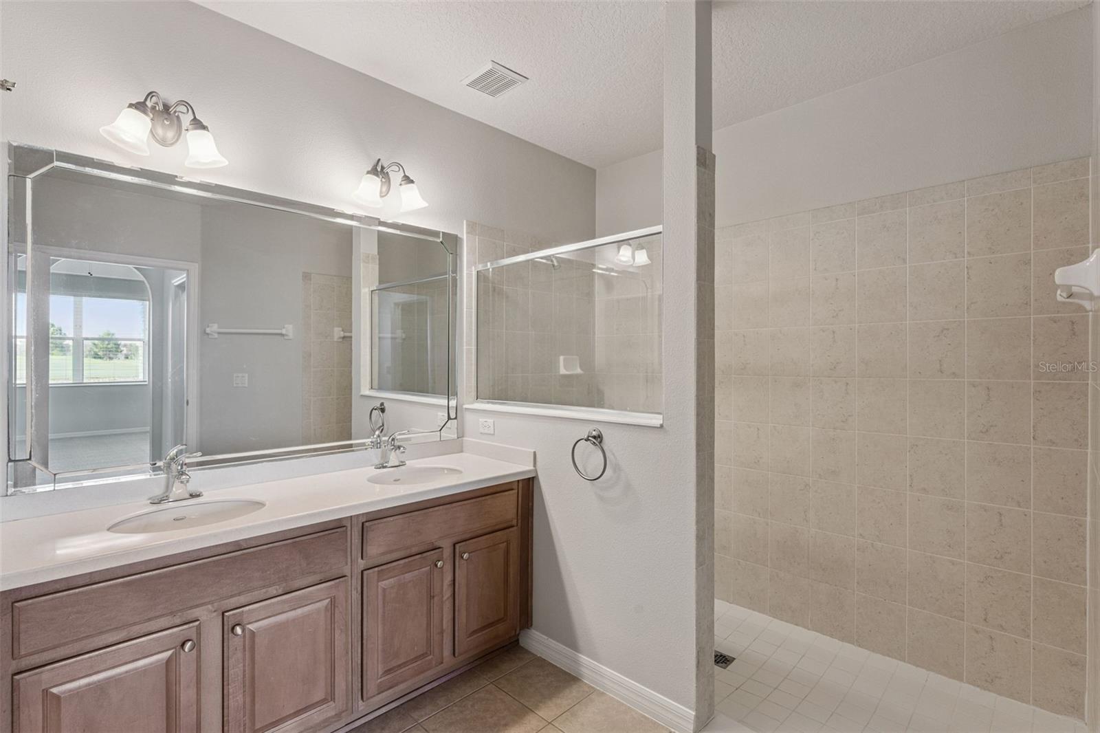 Image 12 of 28 For 9423 Myrtle Creek Lane 504