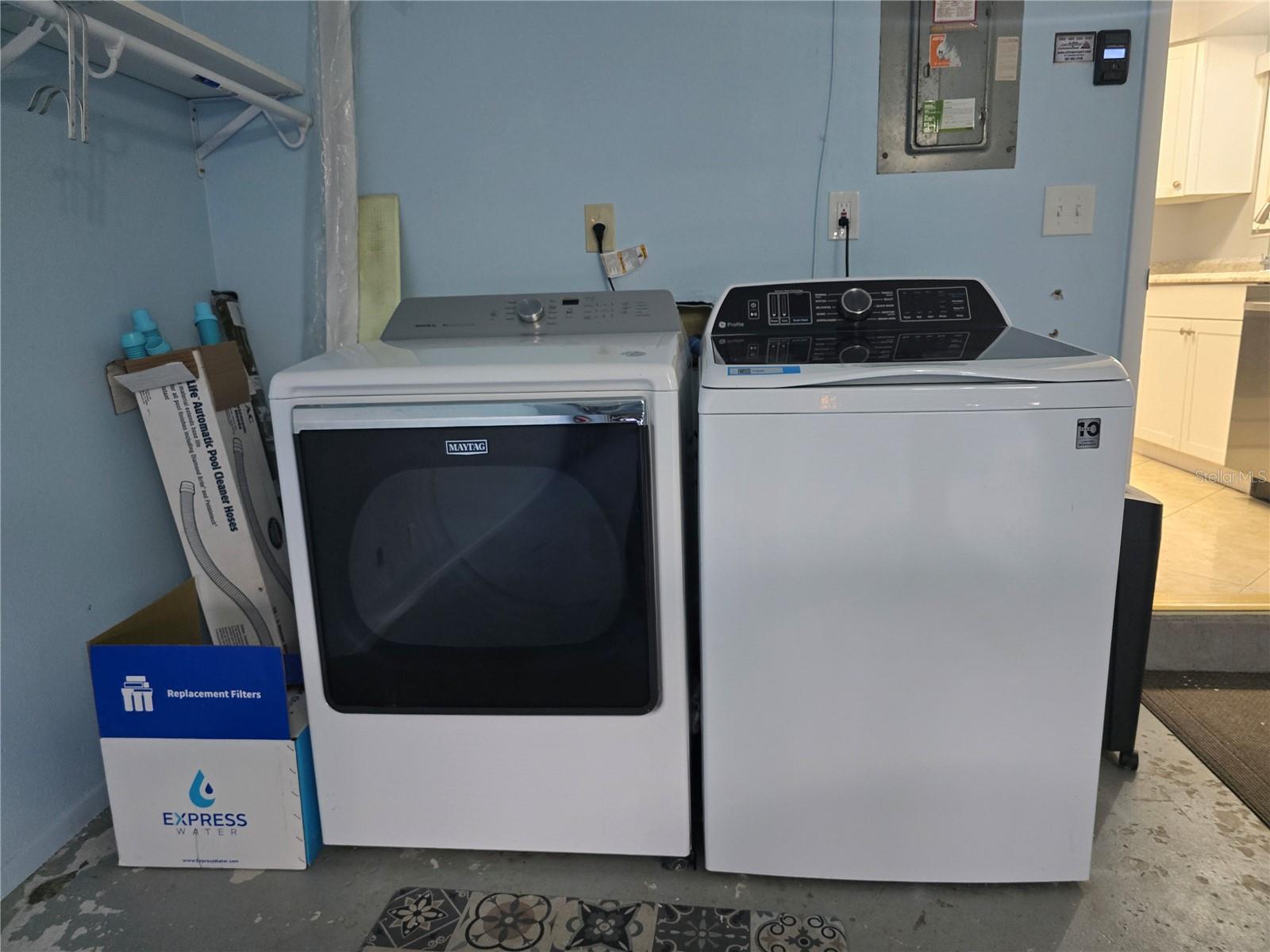 Image 19 of 23 For 927 Grand Cayman Court