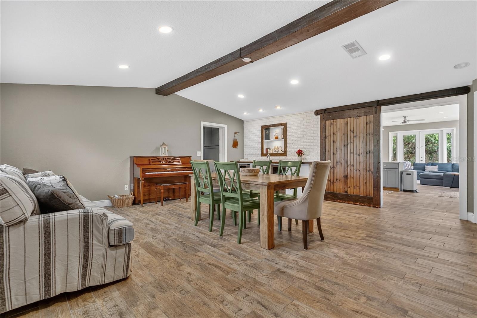 Image 4 of 41 For 1795 Brumley Road