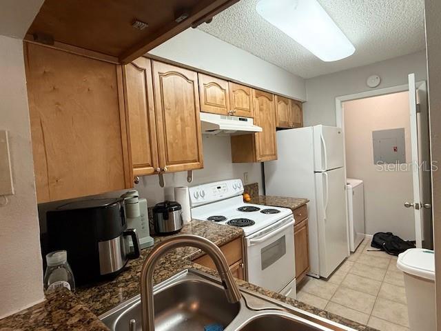 Image 3 of 34 For 224 Afton Square 301