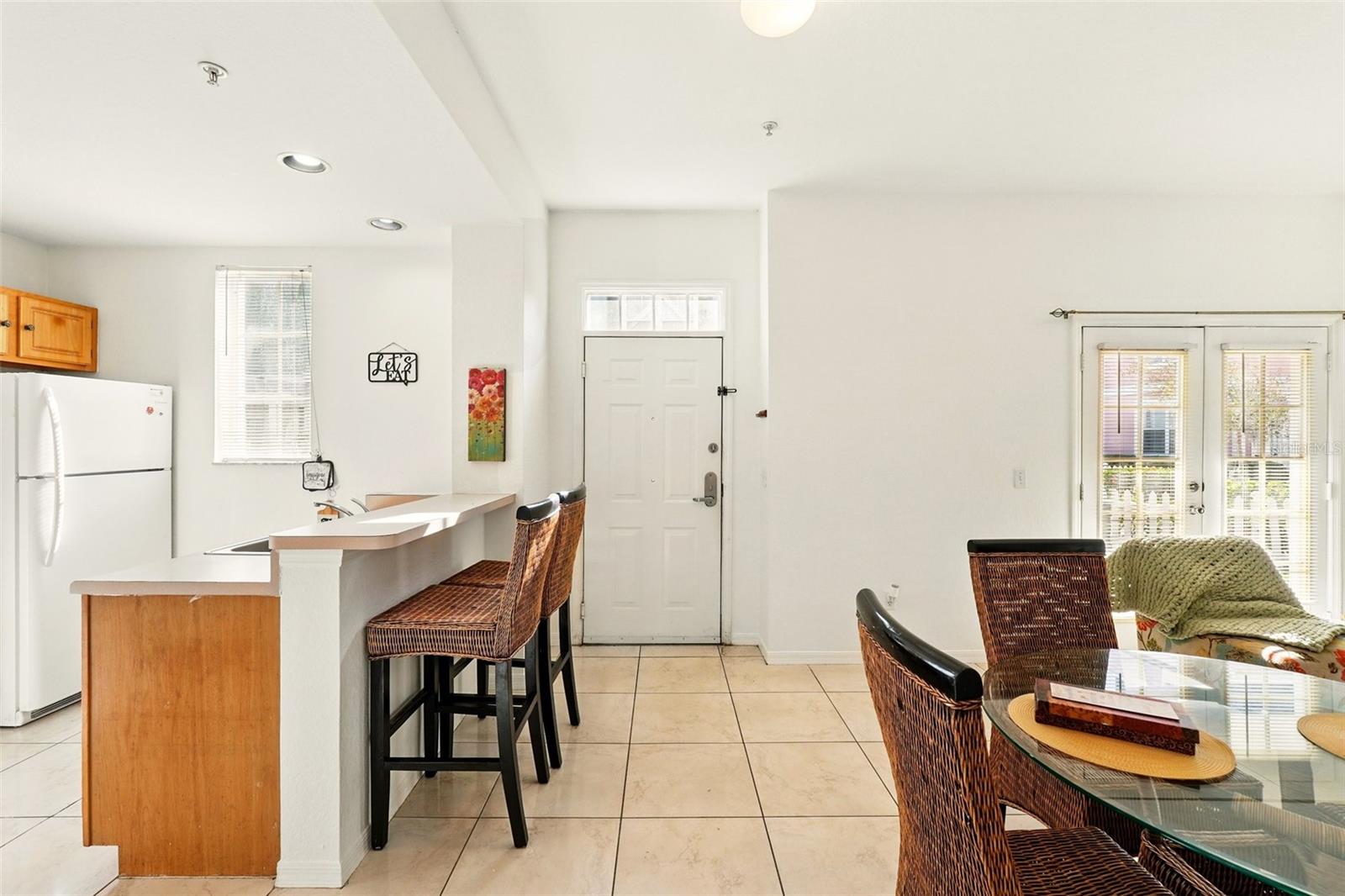 Image 15 of 35 For 4005 Venetian Bay Drive 108