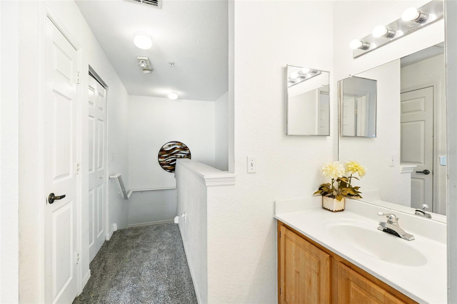 Image 20 of 35 For 4005 Venetian Bay Drive 108