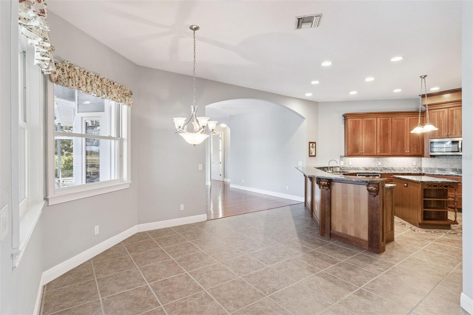 Image 25 of 62 For 4636 Knights Griffin Road