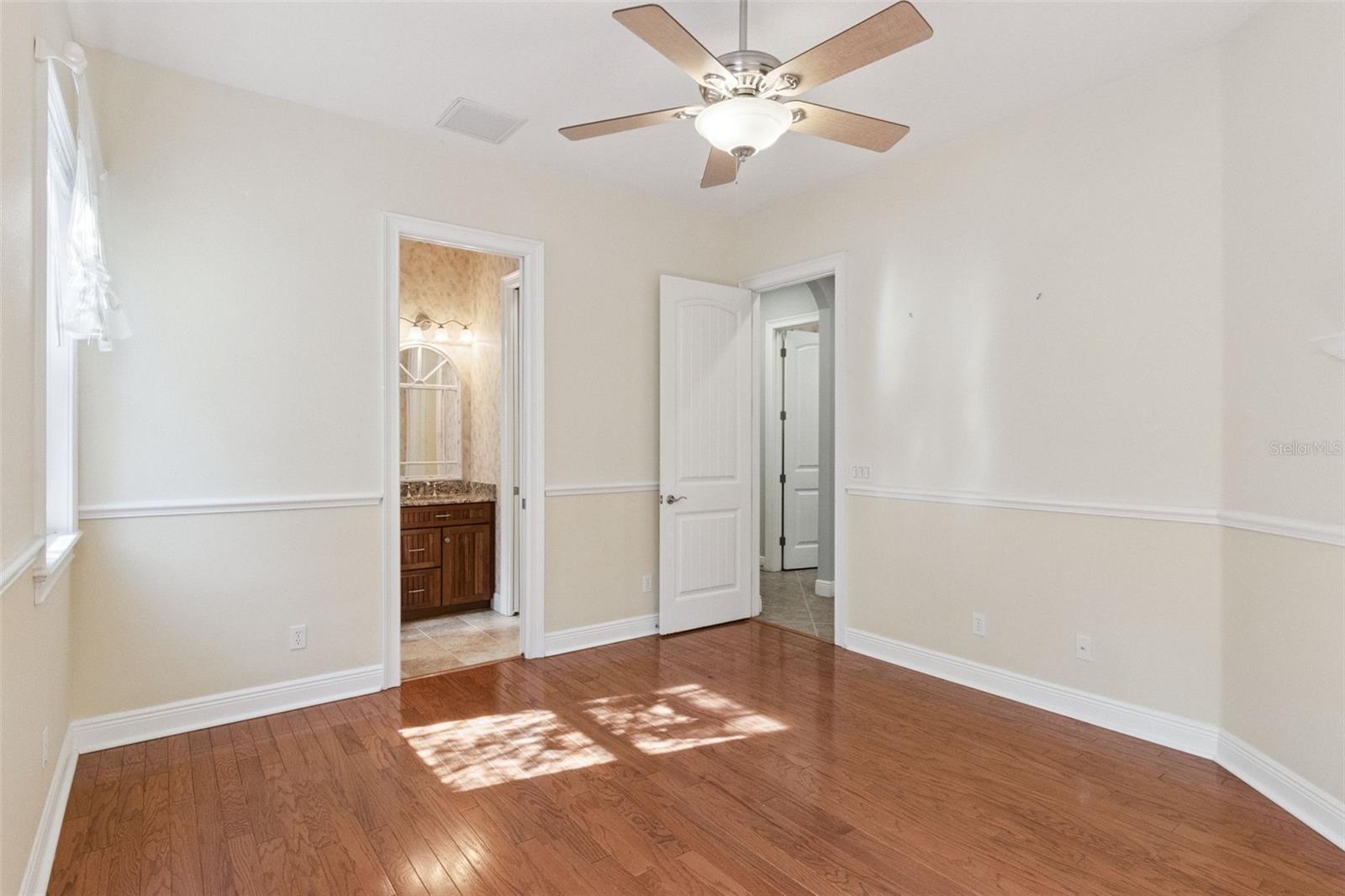 Image 38 of 62 For 4636 Knights Griffin Road