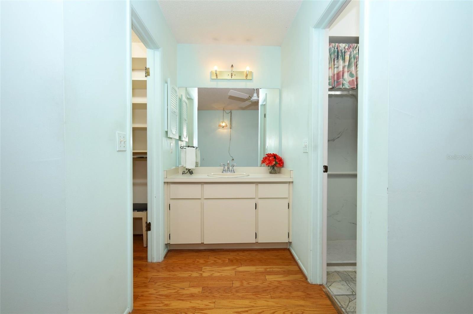 Image 18 of 36 For 430 Pinesong Drive