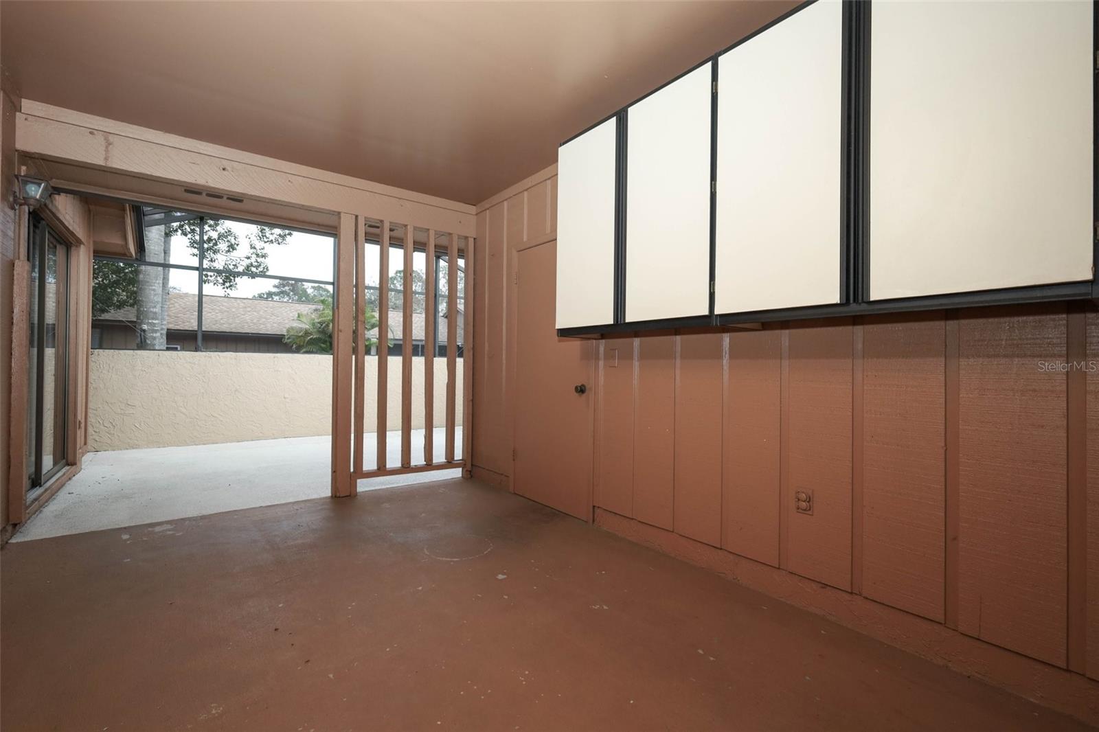 Image 29 of 36 For 430 Pinesong Drive