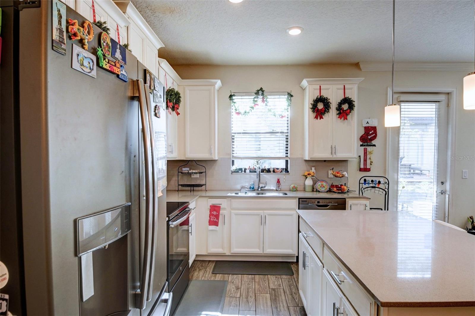 Image 13 of 41 For 8506 Wingfoot Road