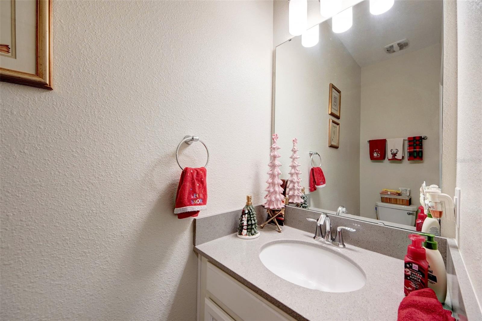 Image 27 of 41 For 8506 Wingfoot Road