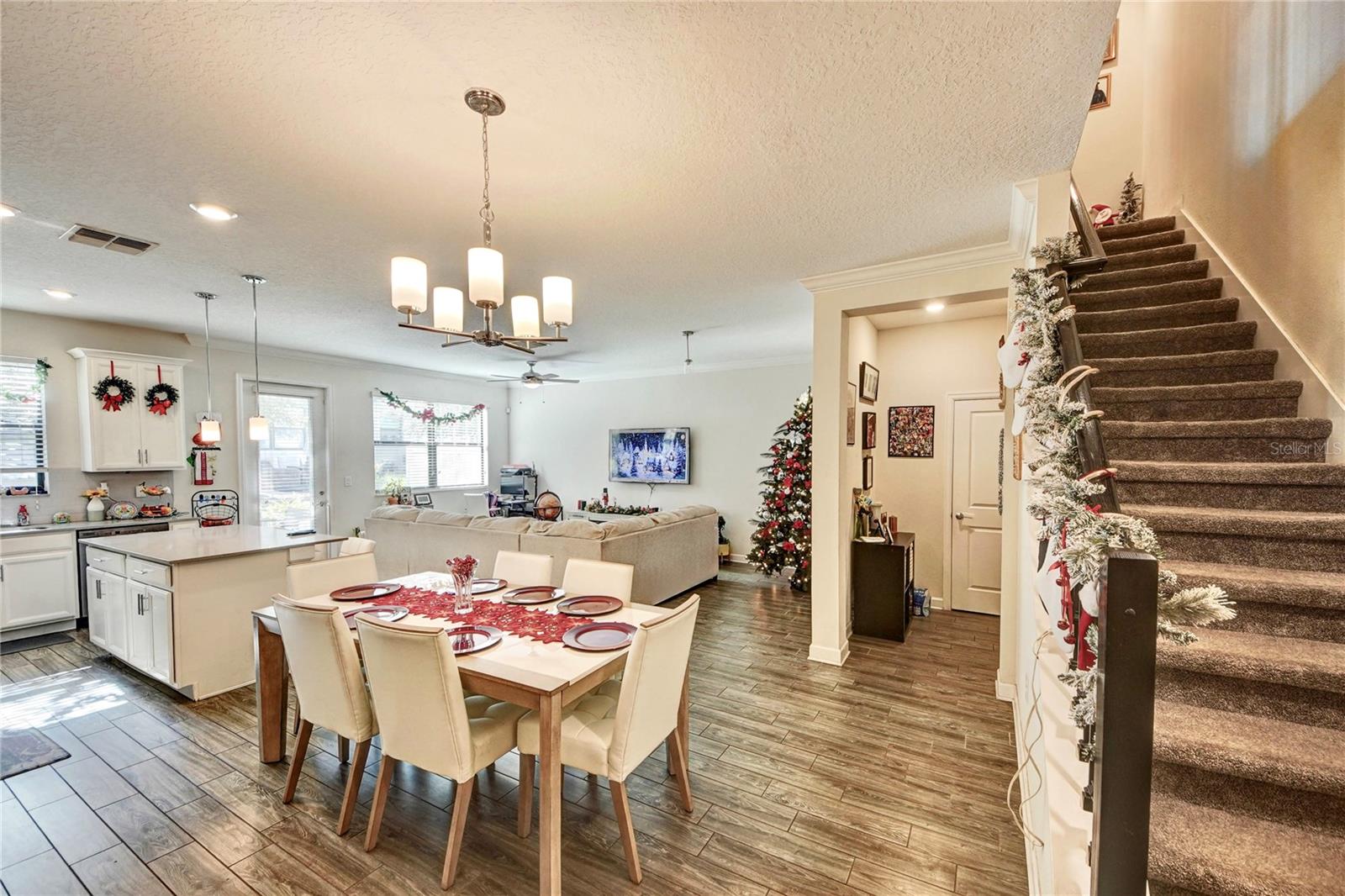 Image 7 of 41 For 8506 Wingfoot Road