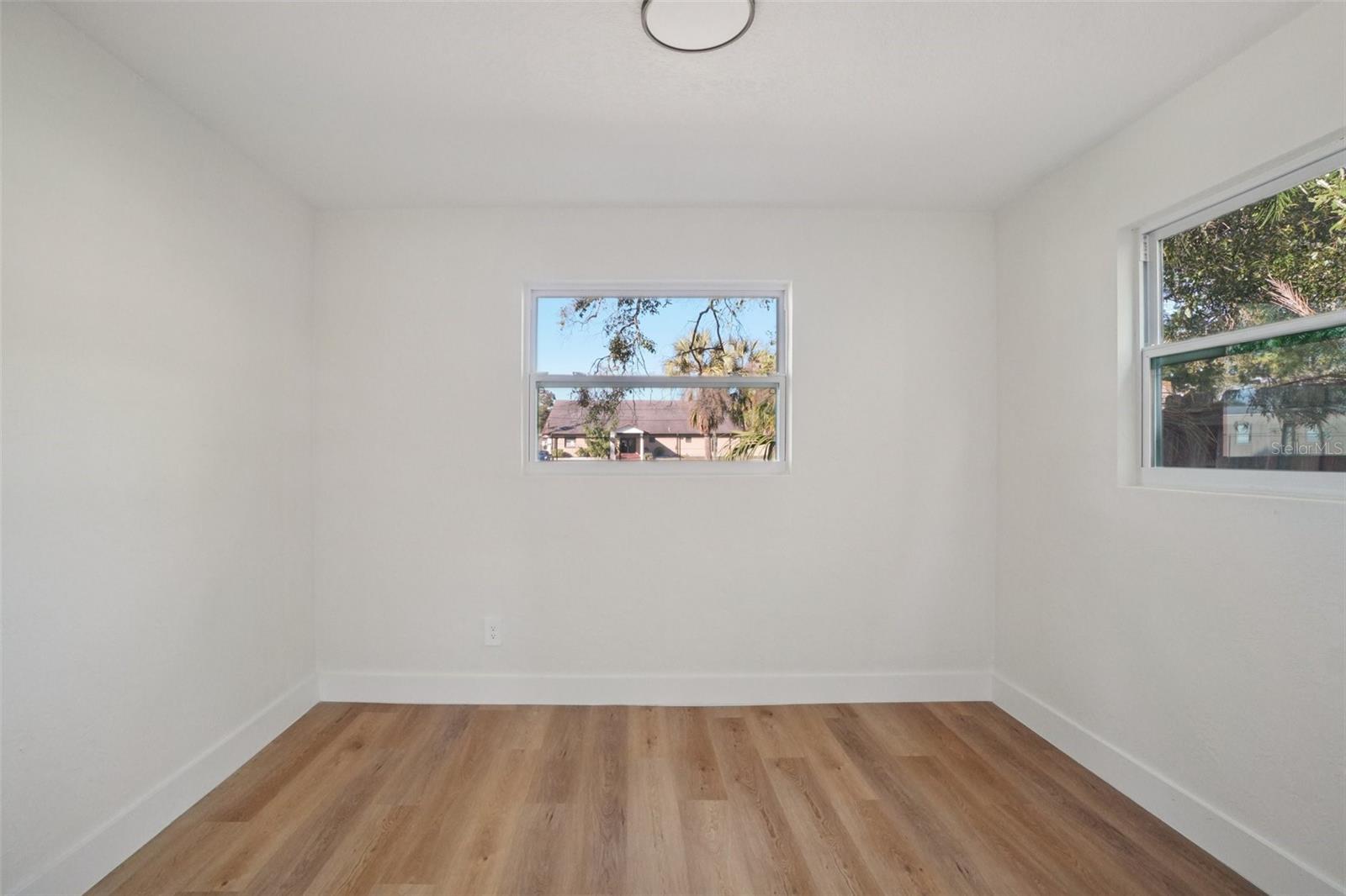 Image 14 of 20 For 3720 12th Avenue S