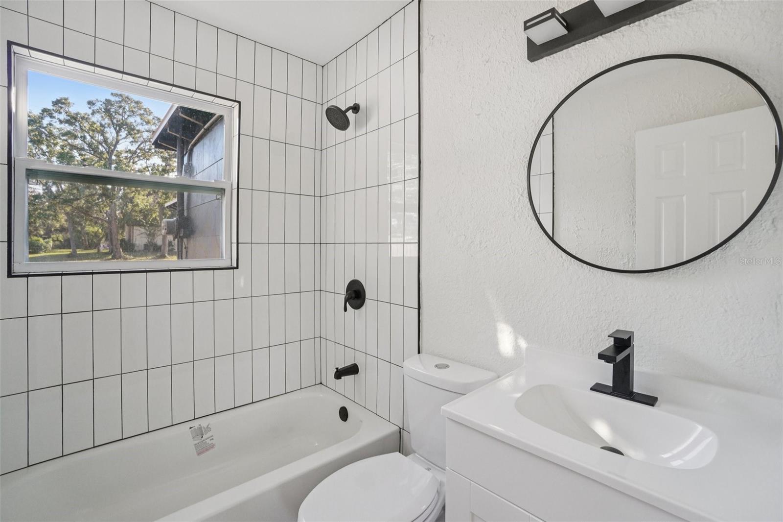 Image 5 of 20 For 3720 12th Avenue S