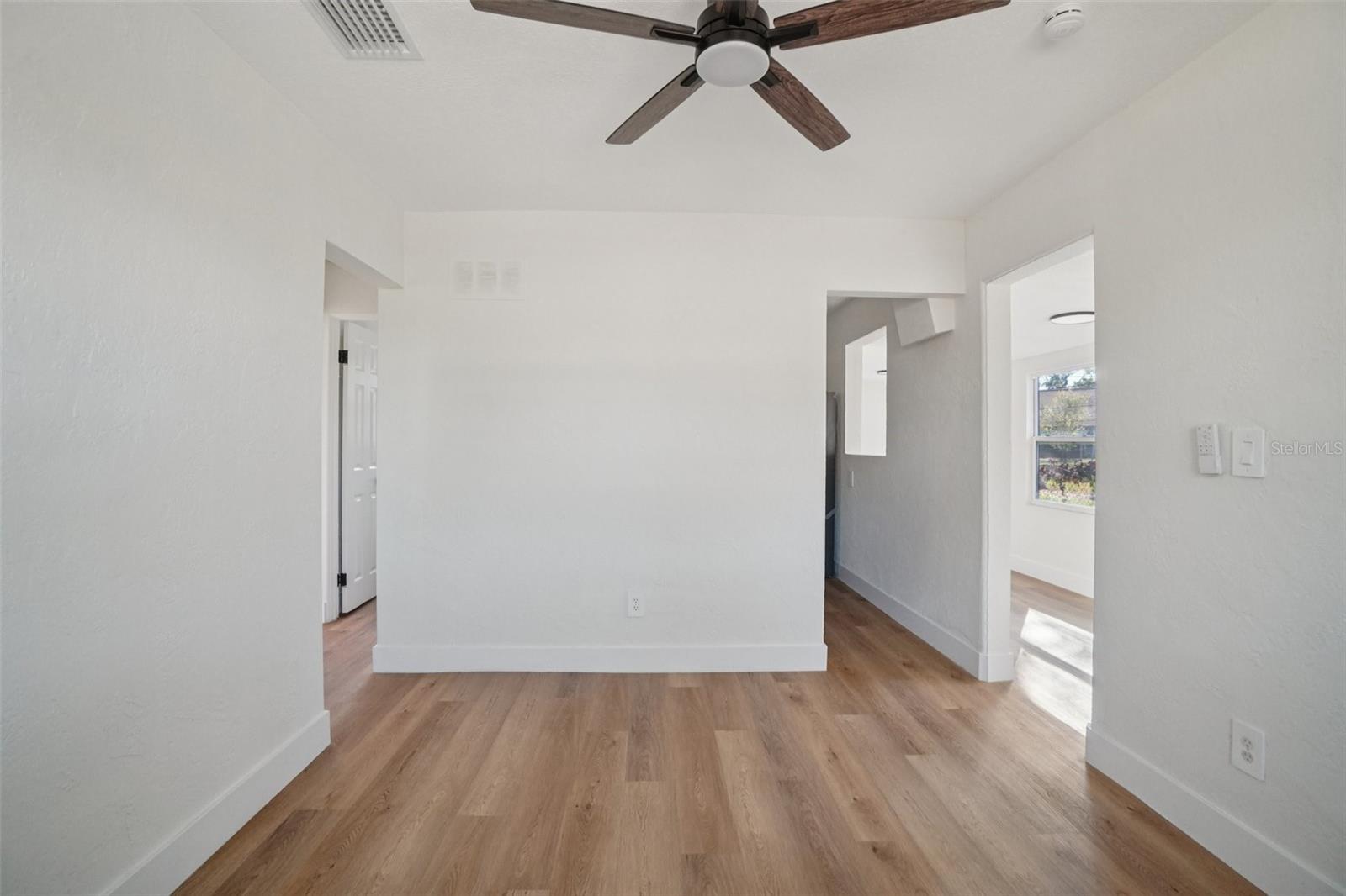 Image 7 of 20 For 3720 12th Avenue S