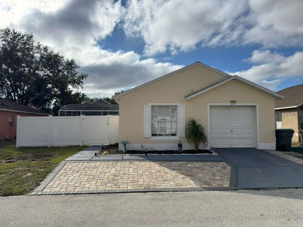 Image 2 of 25 For 50989 Highway 27  357