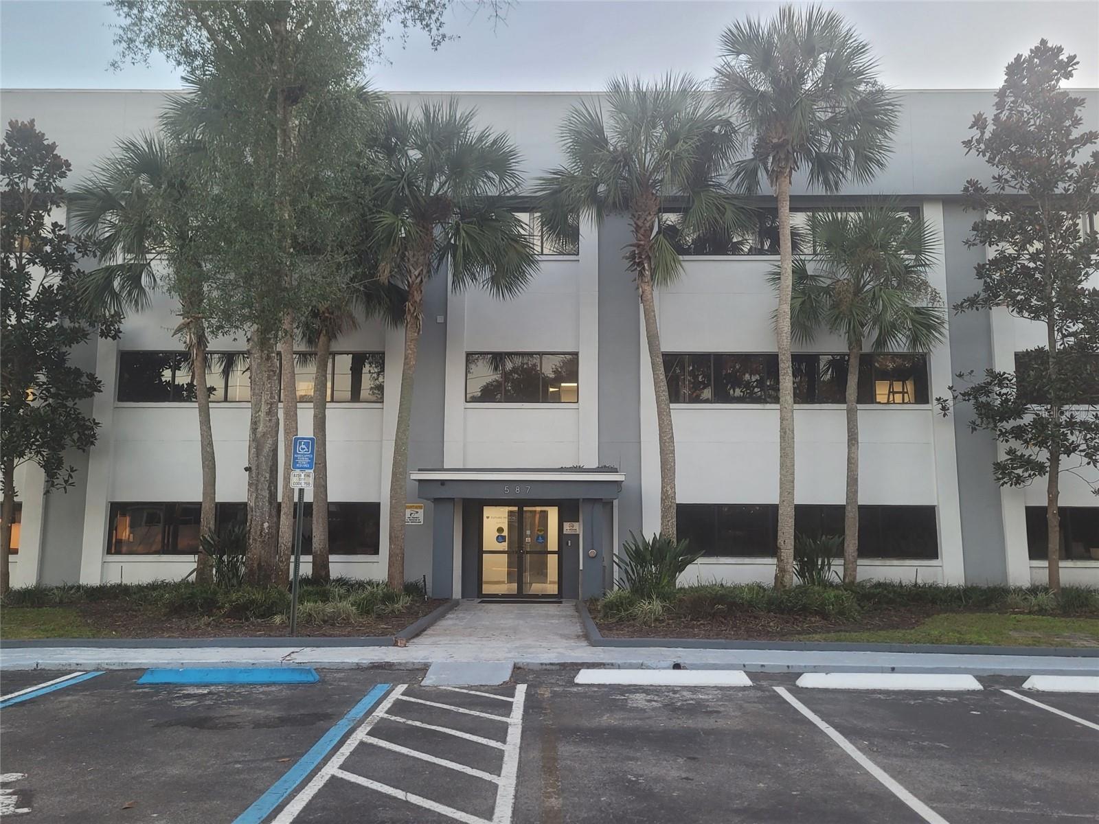 Image 10 of 10 For 587 State Road 434  2001