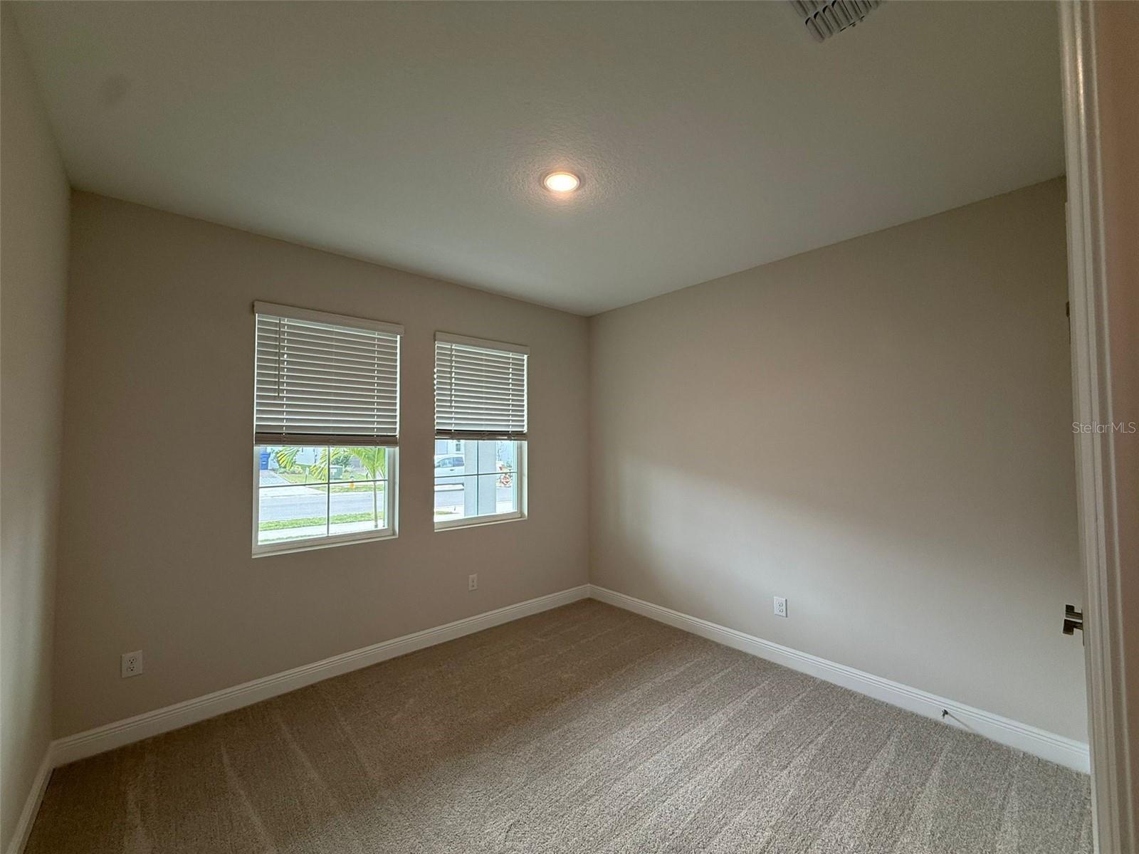 Image 16 of 20 For 9874 Surrey Rose Drive