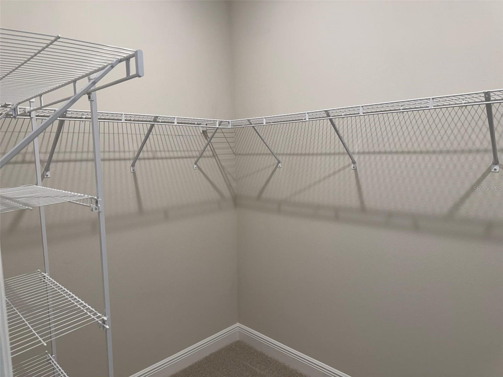 Image 17 of 20 For 9874 Surrey Rose Drive