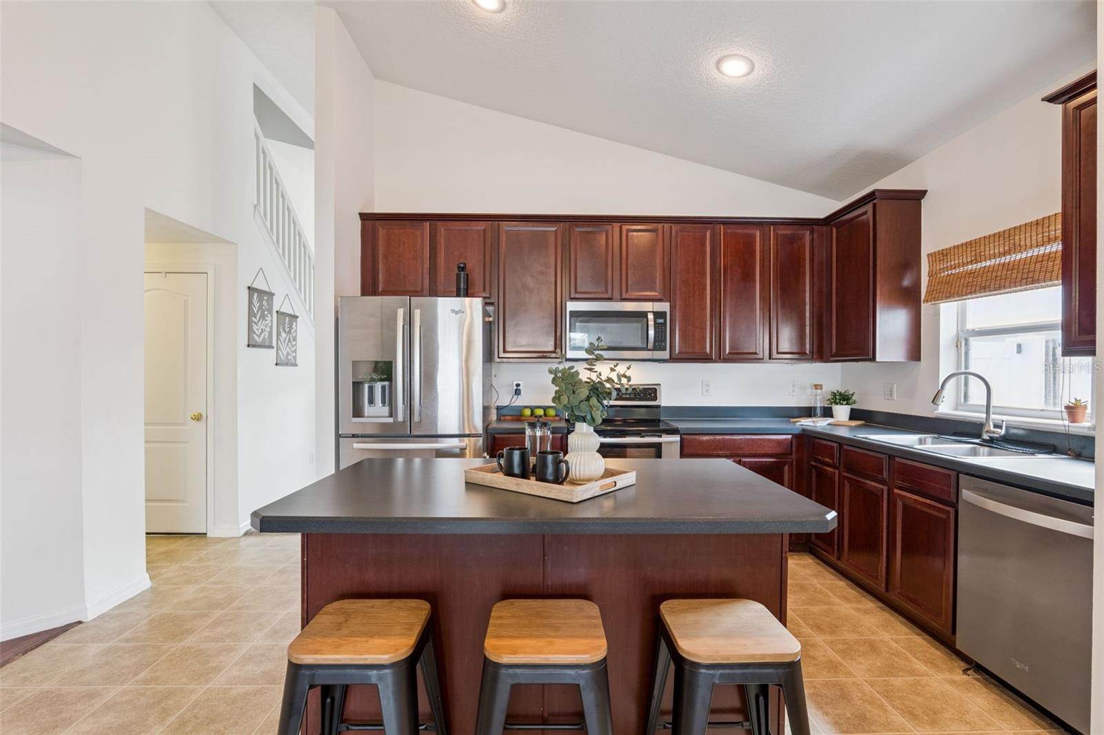 Image 10 of 46 For 290 Clydesdale Circle