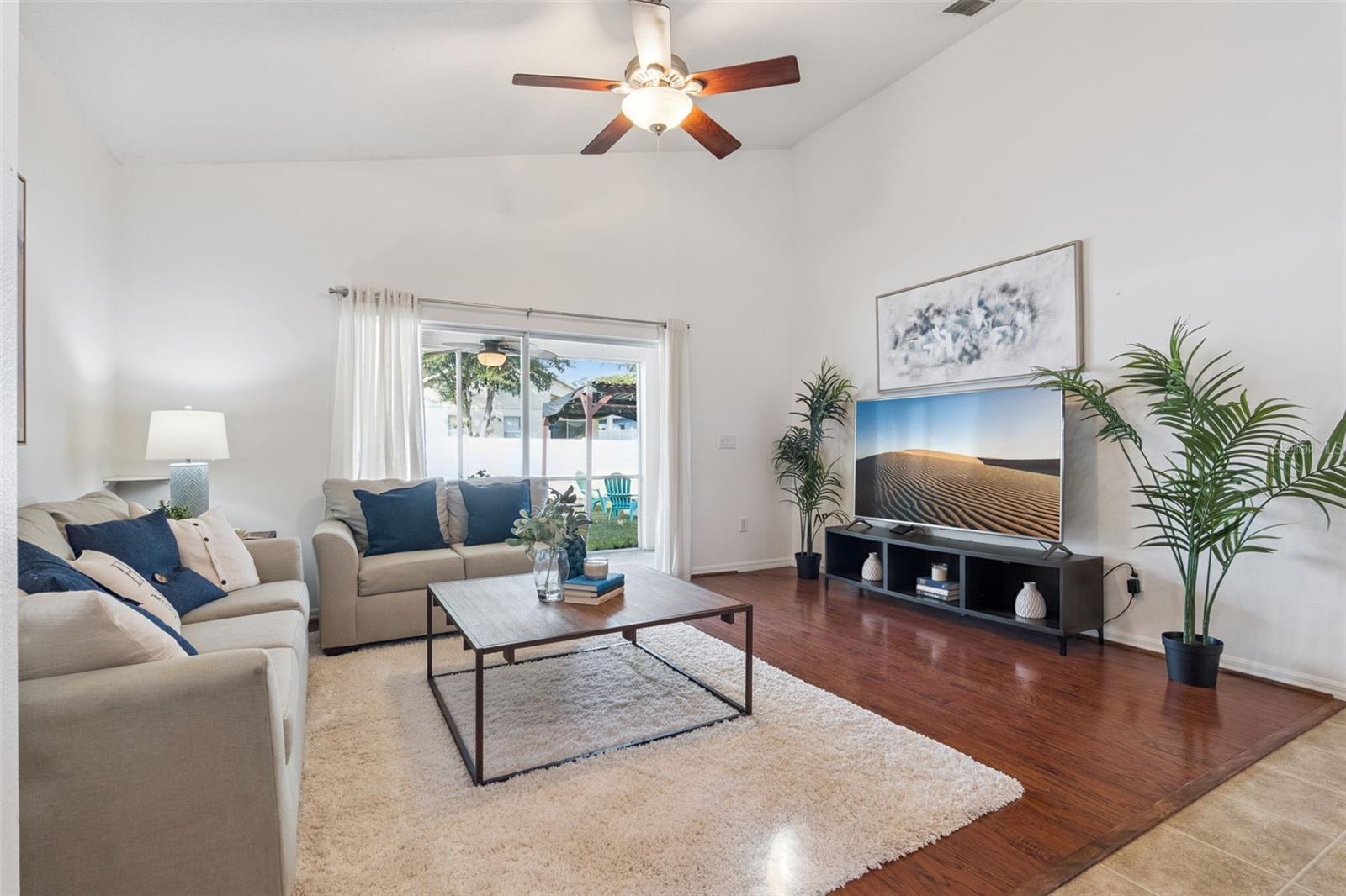 Image 14 of 46 For 290 Clydesdale Circle