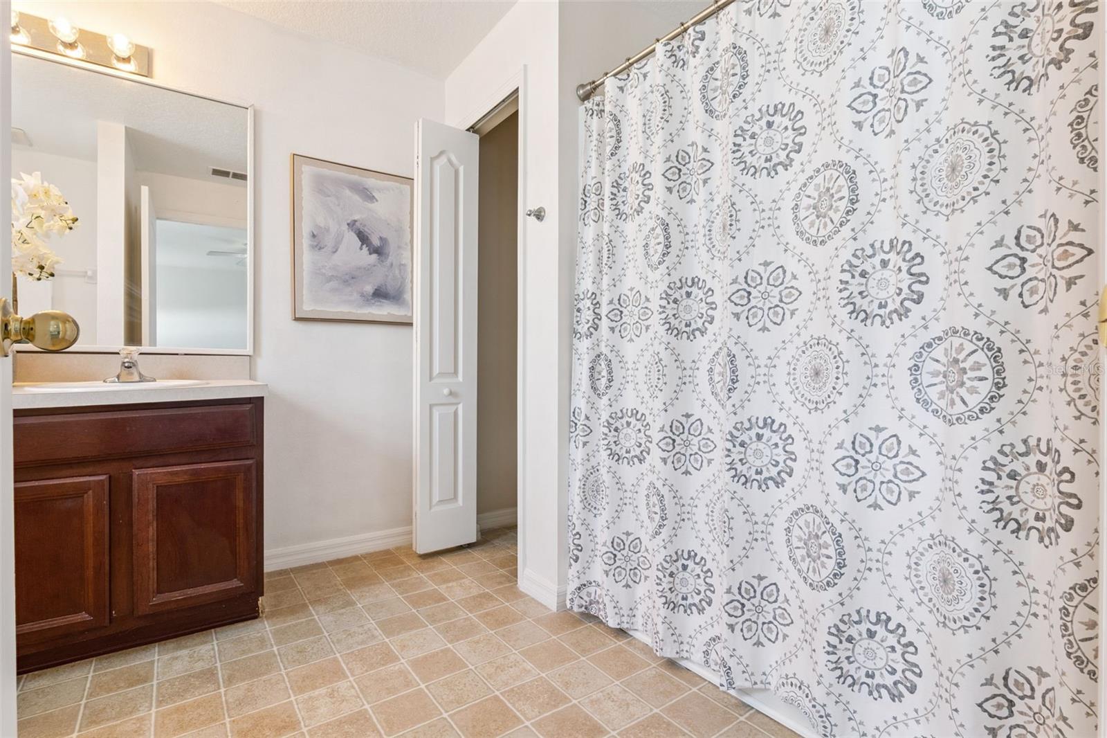 Image 22 of 46 For 290 Clydesdale Circle