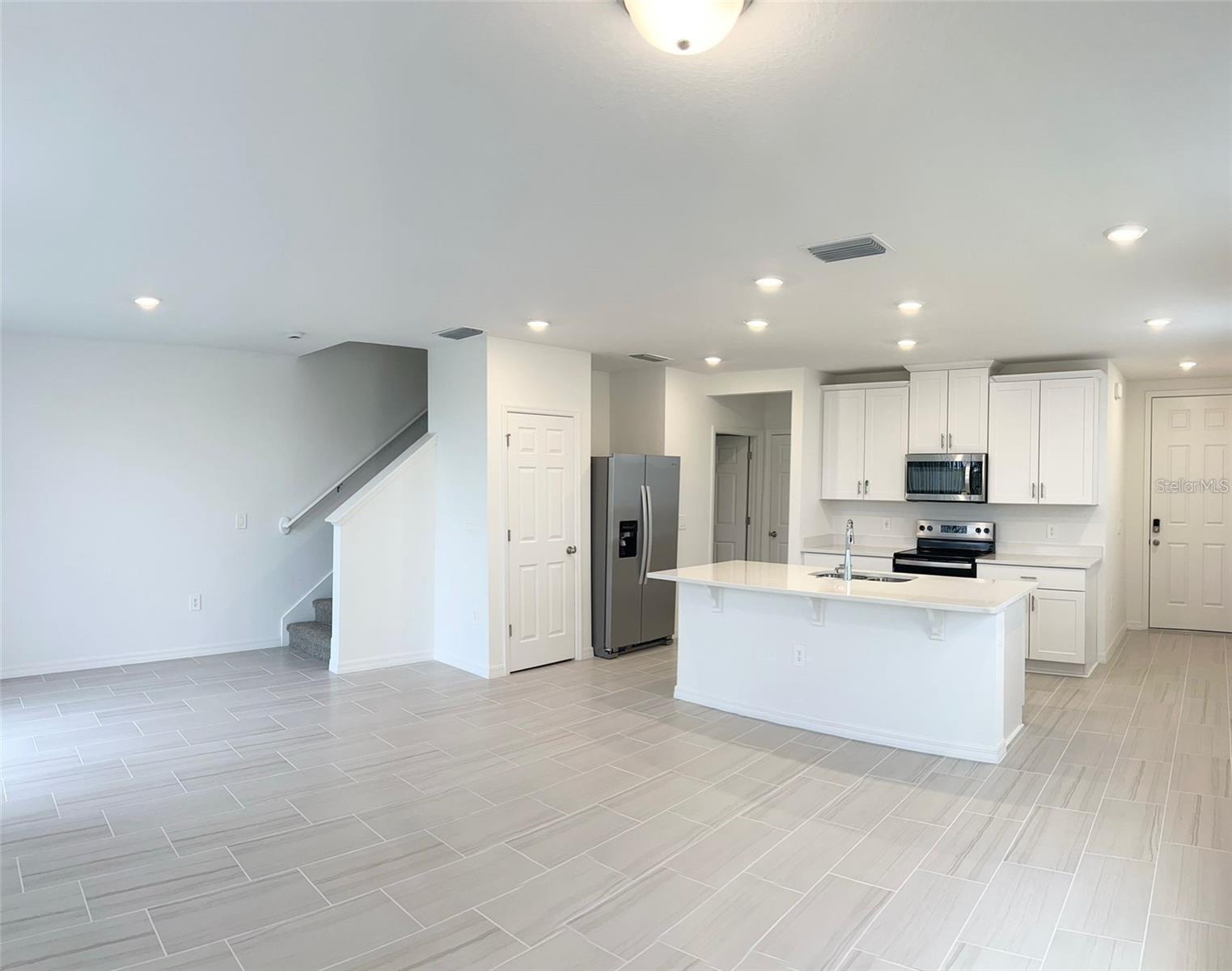 Image 3 of 8 For 16456 Happy Eagle Drive