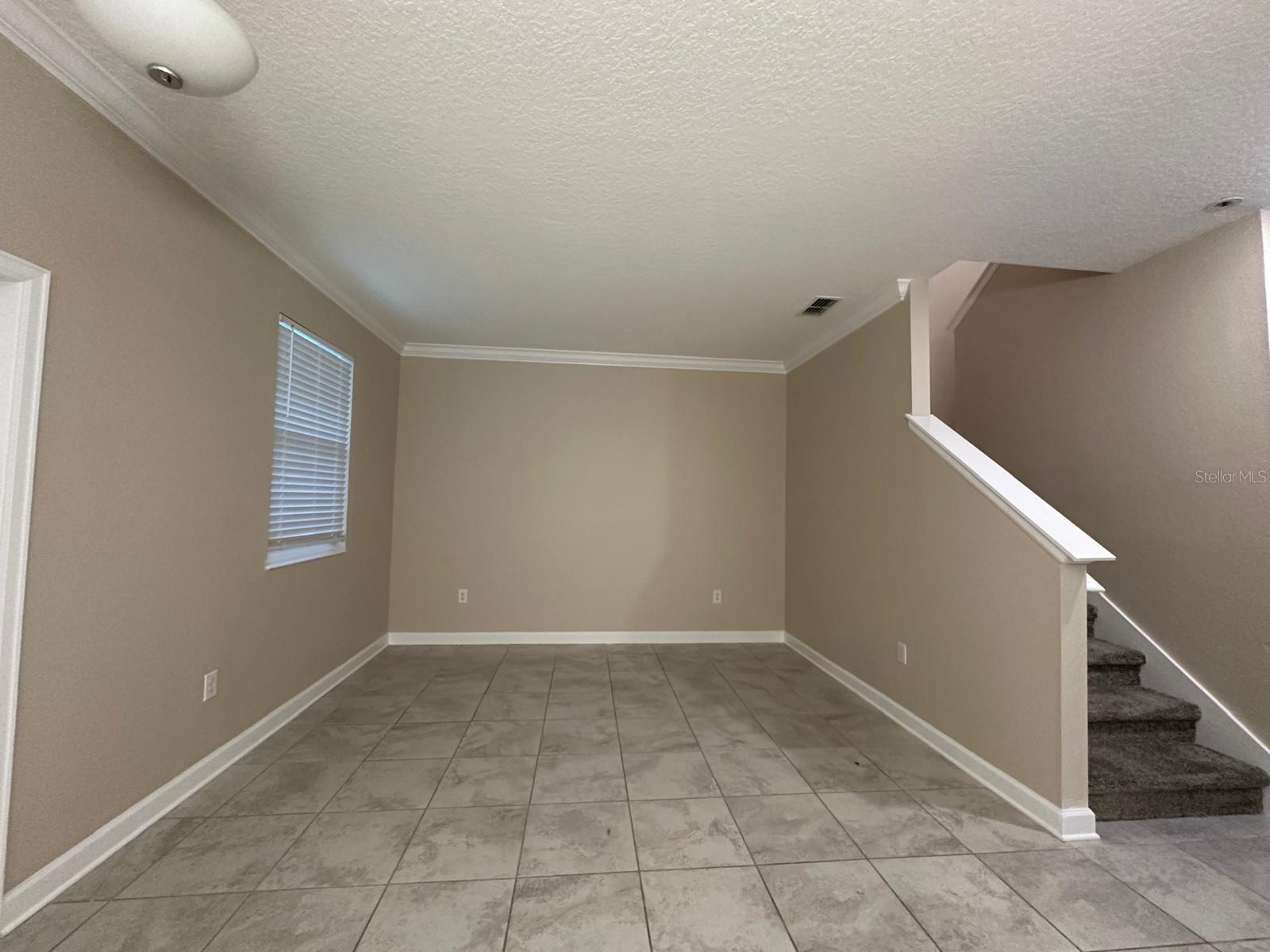 Image 8 of 15 For 17053 Volume Alley