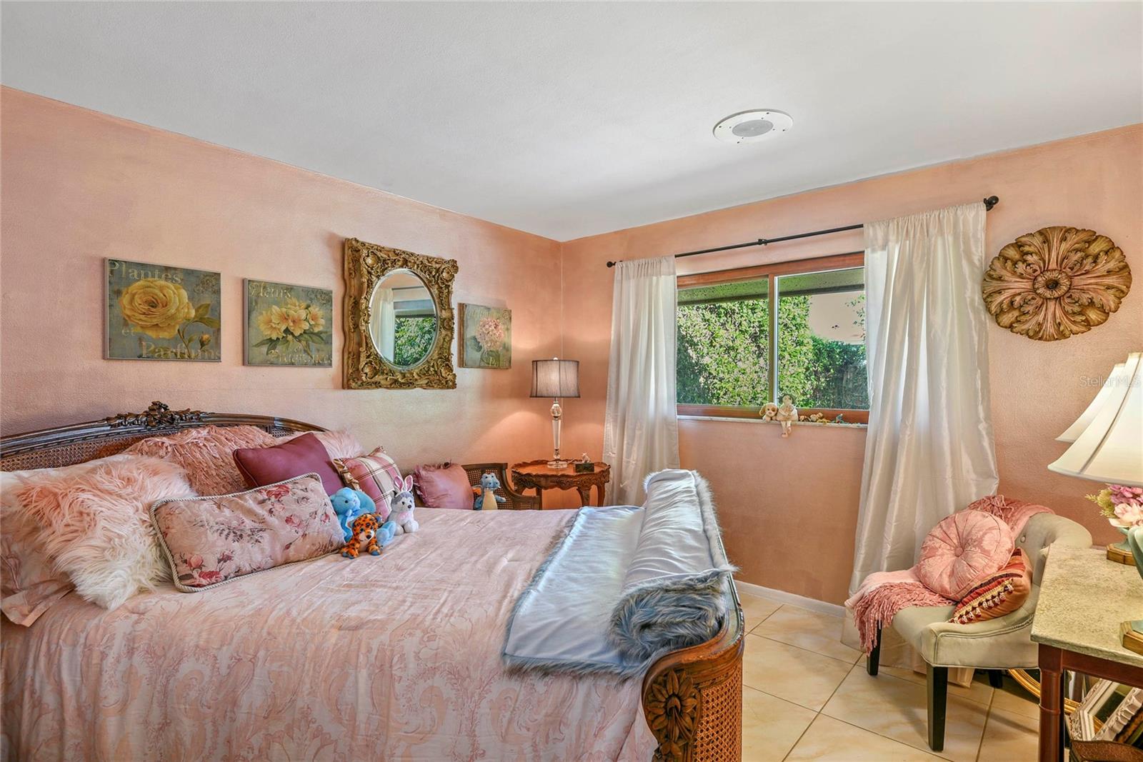 Image 26 of 38 For 2665 Tierra Circle