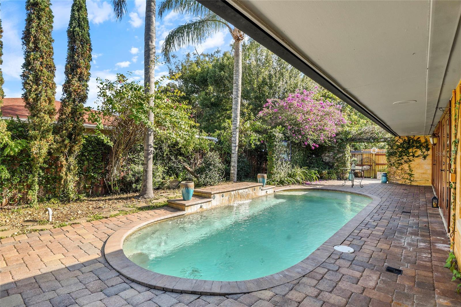 Image 33 of 38 For 2665 Tierra Circle