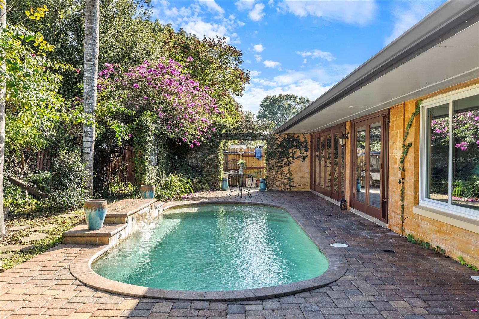 Image 34 of 38 For 2665 Tierra Circle