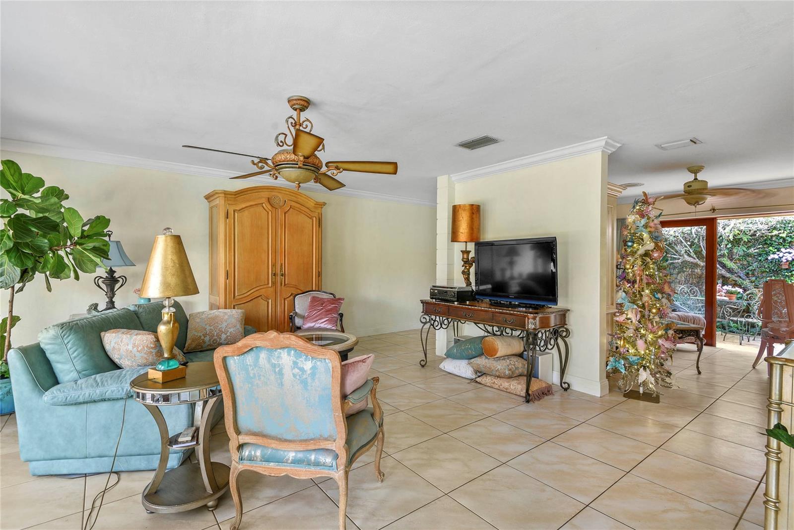 Image 8 of 38 For 2665 Tierra Circle